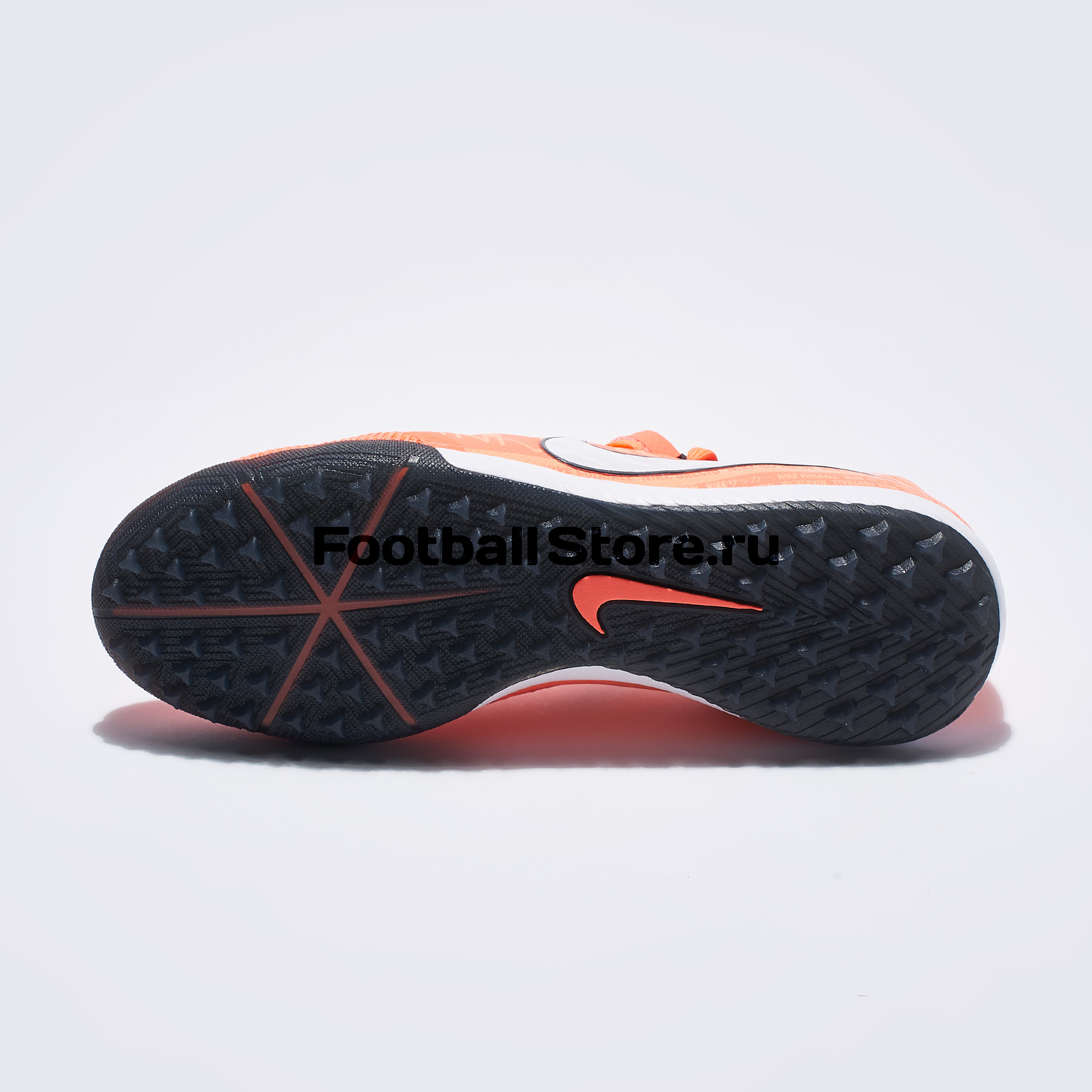 Шиповки Nike Phantom Venom Zoom PRO TF BQ7497-810