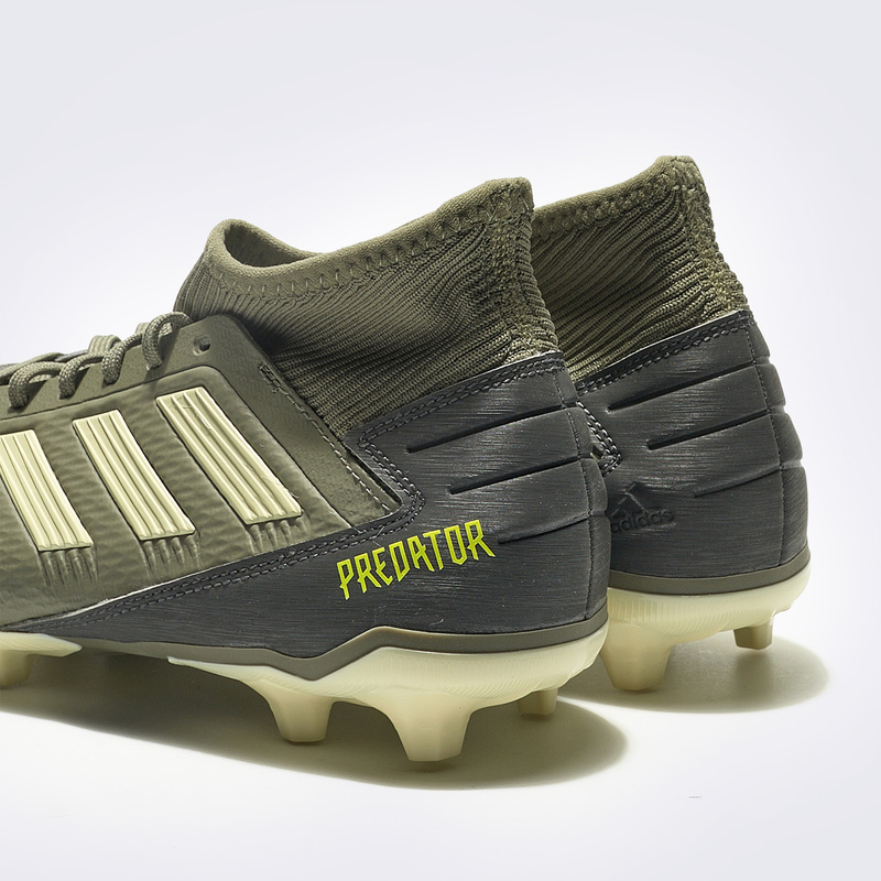 Бутсы Adidas Predator 19.3 FG EF8208