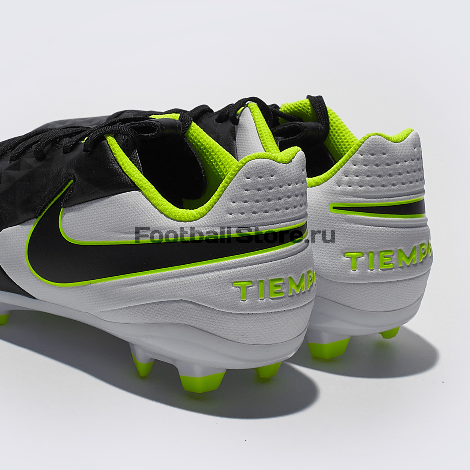 Бутсы детские Nike Legend 8 Academy FG/MG AT5732-007