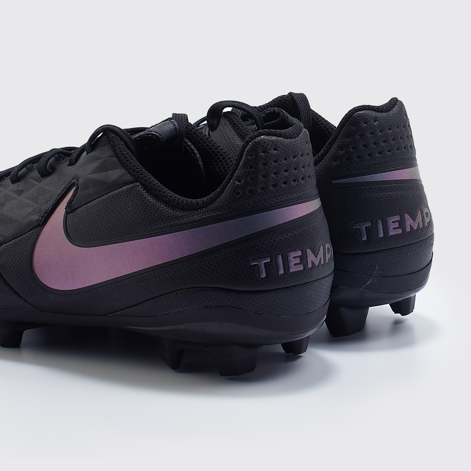 Купить Бутсы детские Nike Legend Academy FG/MG AT5732-010 – в