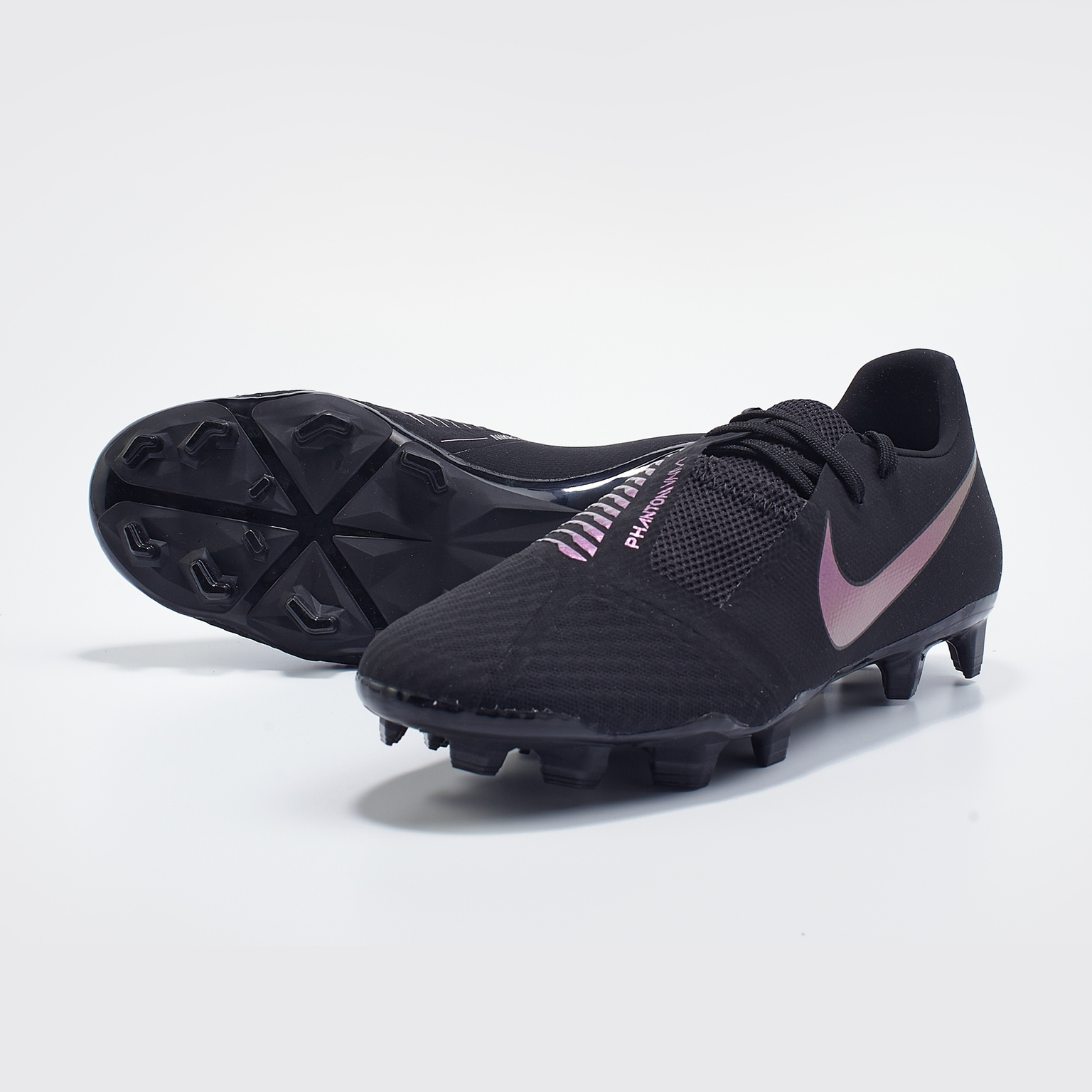 Бутсы Nike Phantom Venom Academy FG AO0566-010