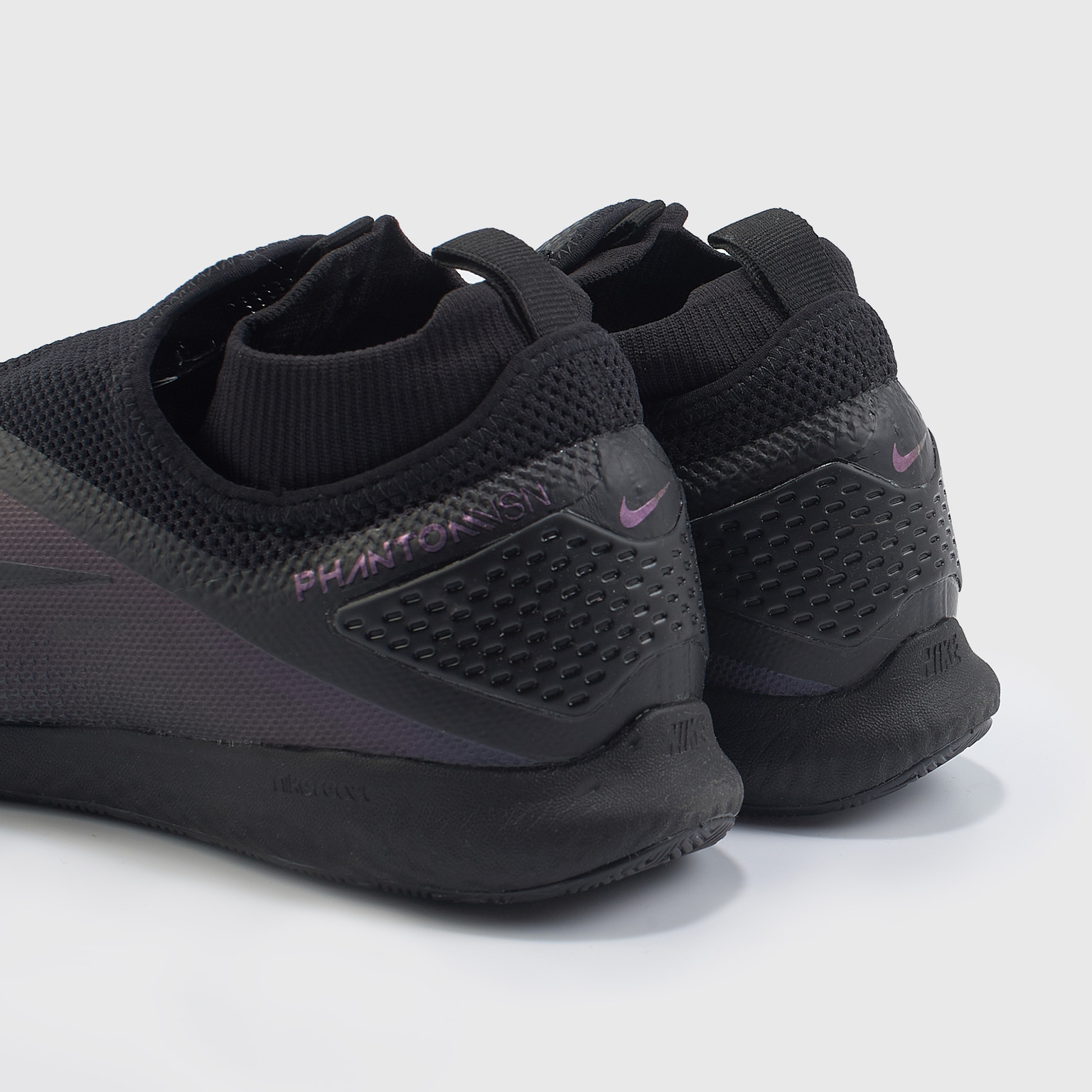 Футзалки Nike React Phantom Vision 2 Pro DF IC CD4170-010