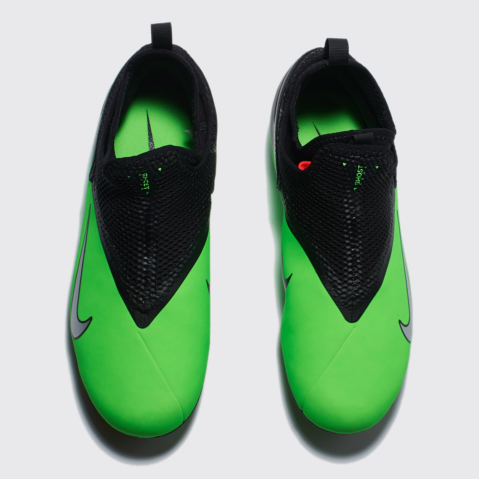 Бутсы детские Nike Phantom Vision 2 Academy DF FG/MG CD4059-306