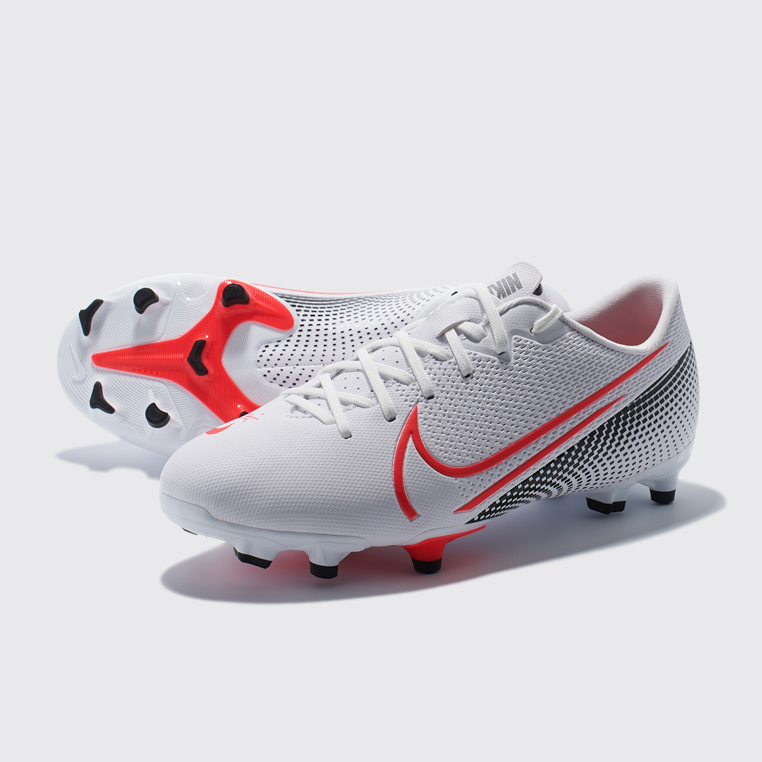 Бутсы детские Nike Vapor 13 Academy FG/MG AT8123-160