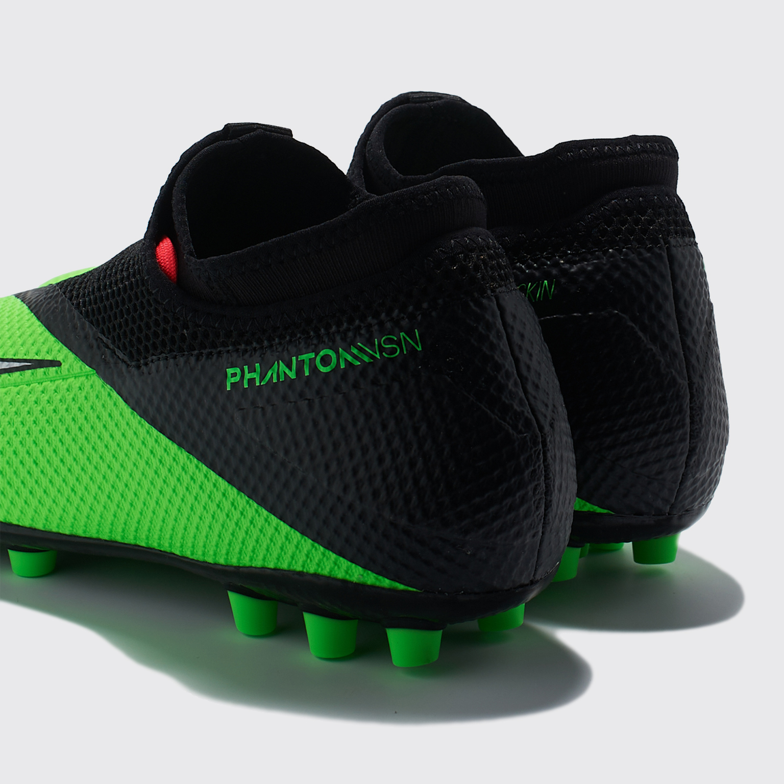 Бутсы Nike Phantom Vision 2 Academy DF AG CD4155-306