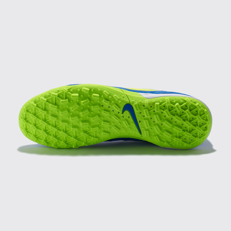 Шиповки Nike Tiempo Legend 8 Academy TF AT6100-474