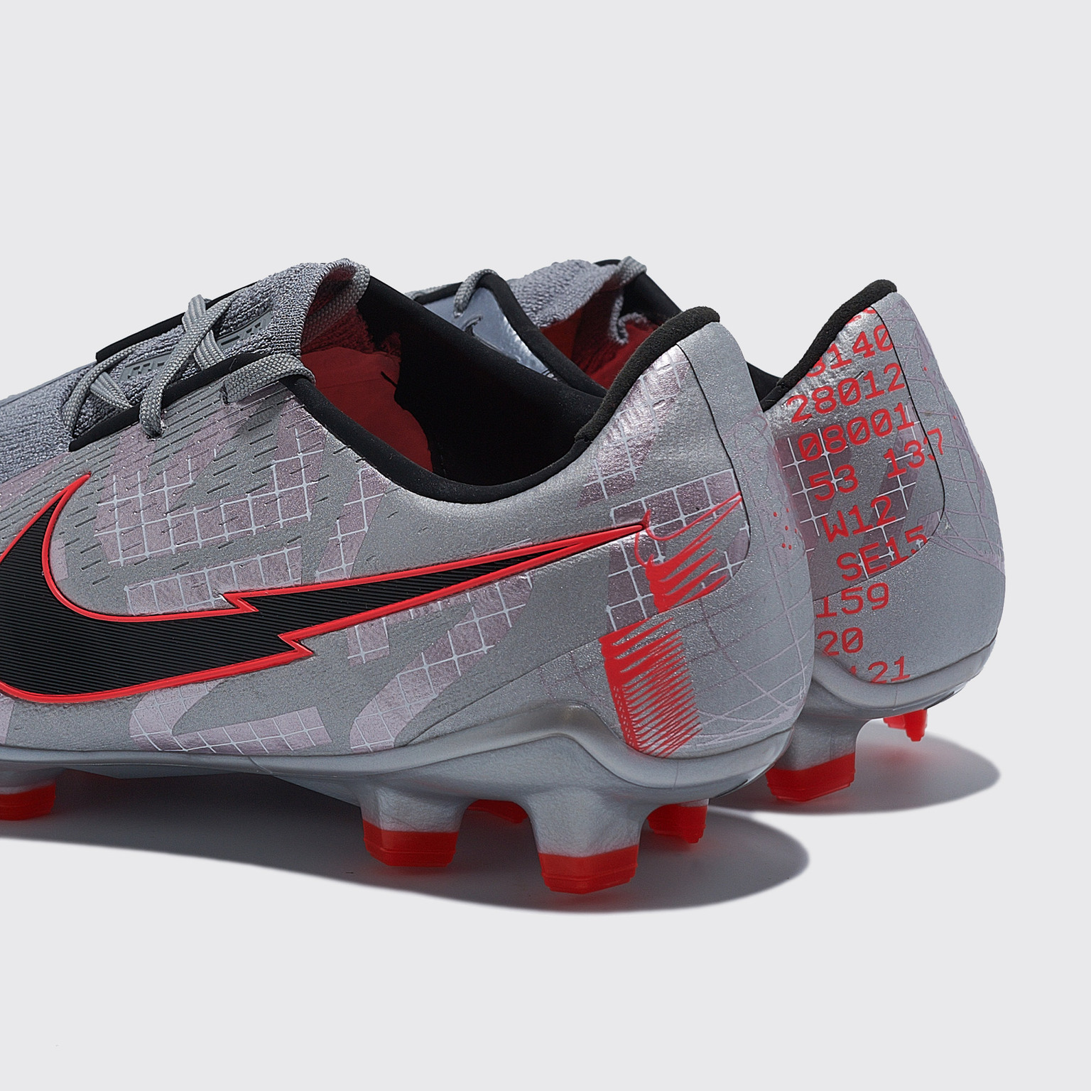 Бутсы Nike Phantom Venom Elite FG AO7540-906