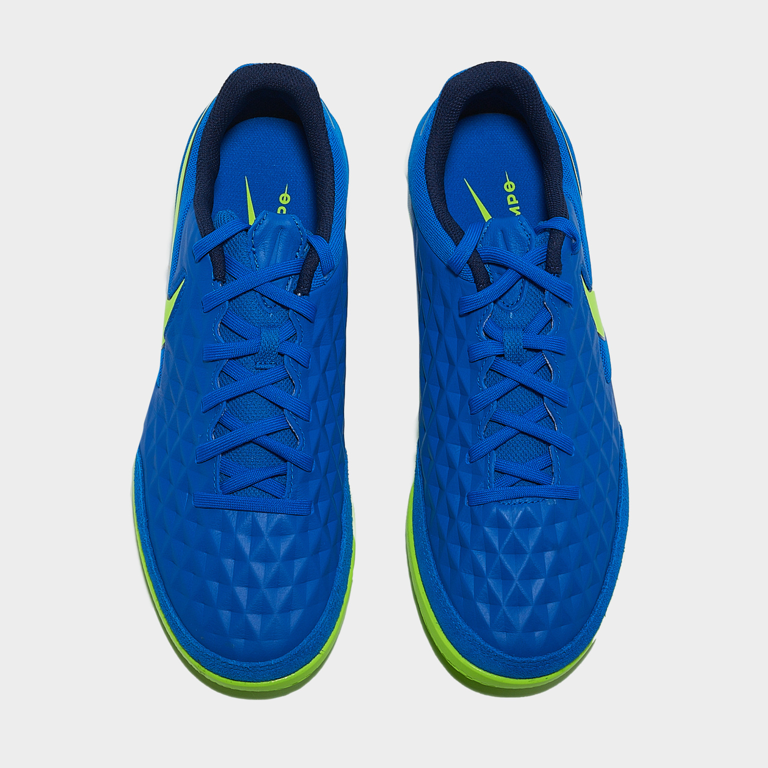Футзалки Nike Legend 8 Academy IC AT6099-474