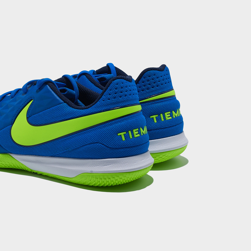 Футзалки Nike Legend 8 Academy IC AT6099-474