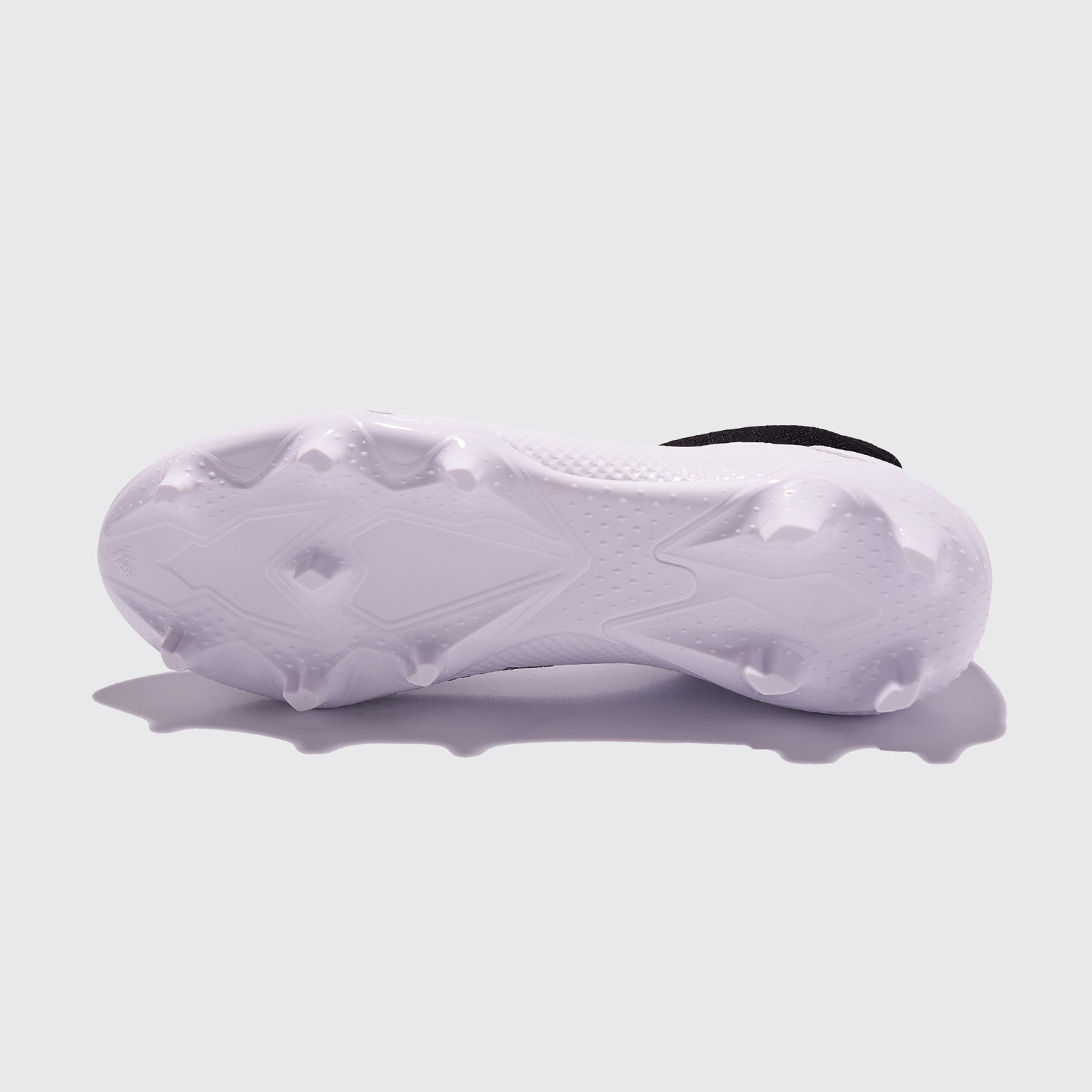 Бутсы Adidas Predator 20.3 LL FG FW9198