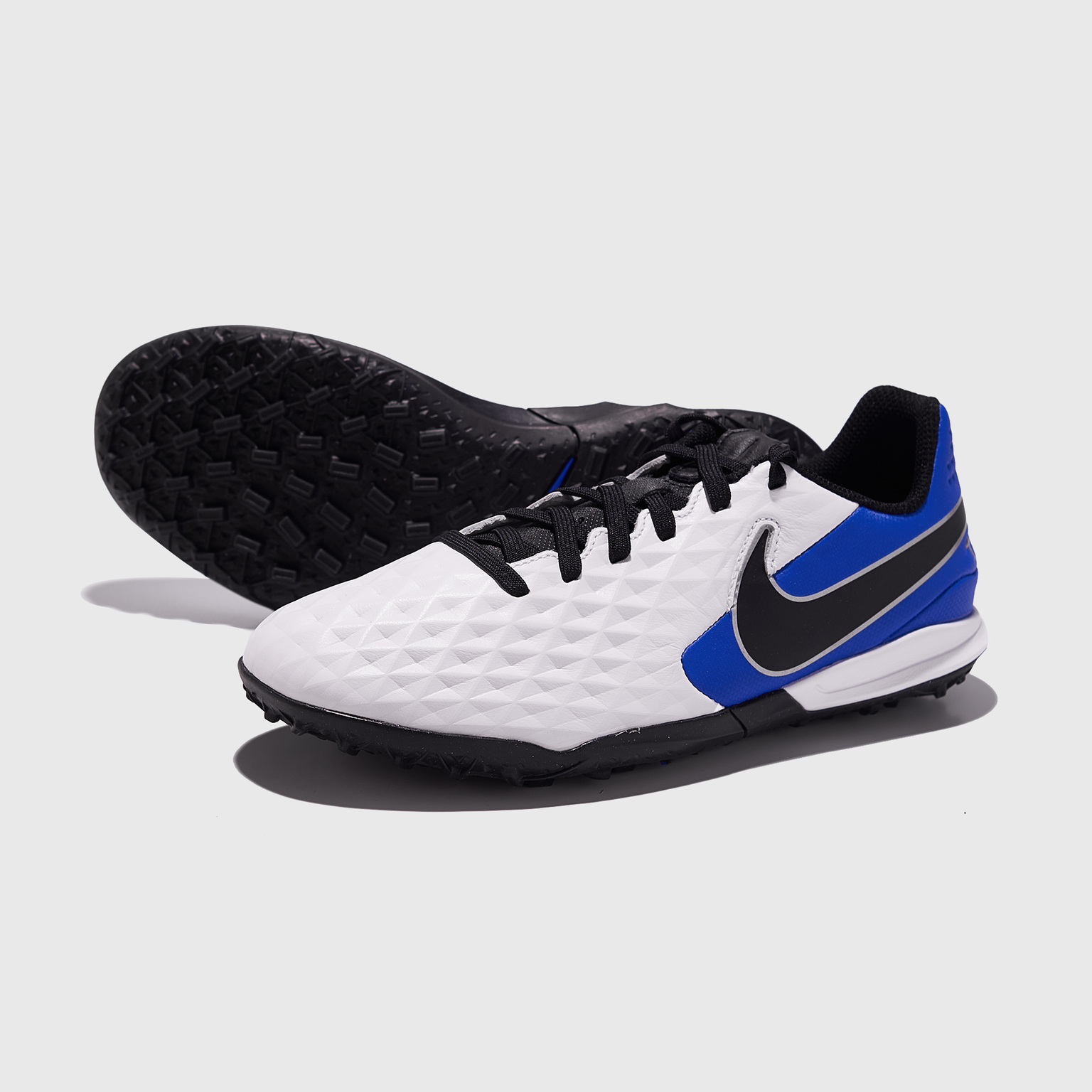 Шиповки детские Nike Tiempo Legend 8 Academy TF AT5736-104