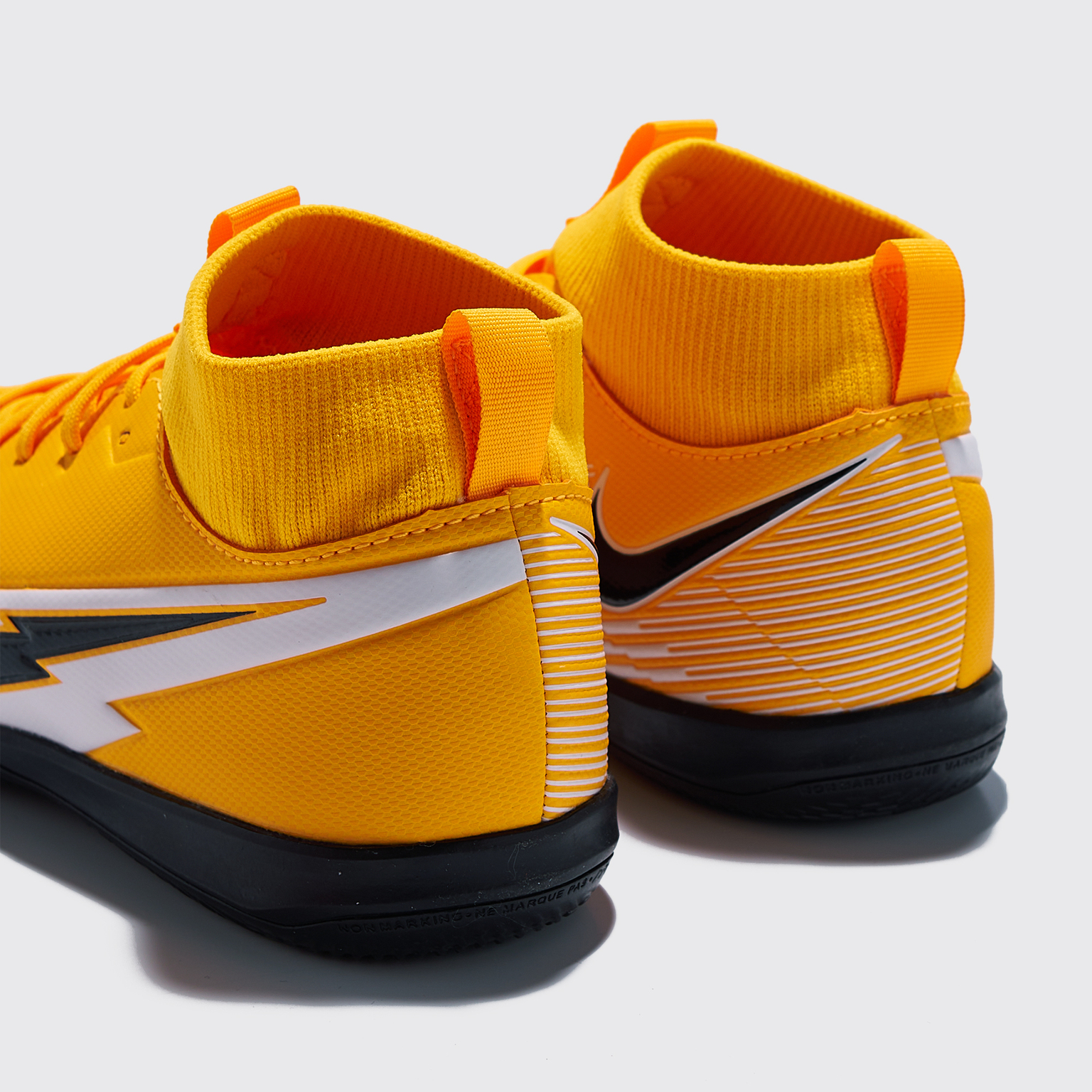 Футзалки детские Nike Superfly 7 Academy IC AT8135-801