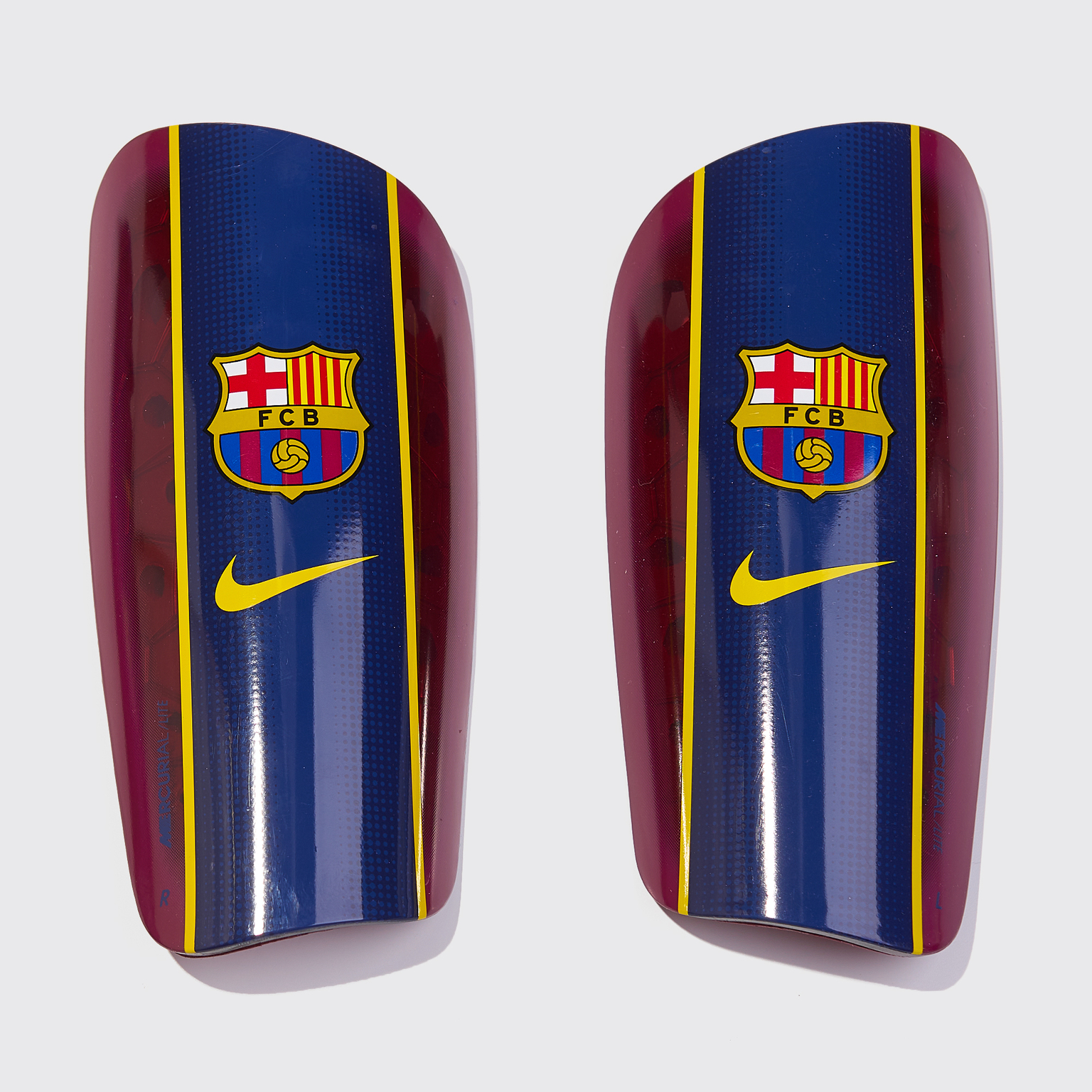 Щитки Nike Barcelona Mercurial Lite CQ8069-620