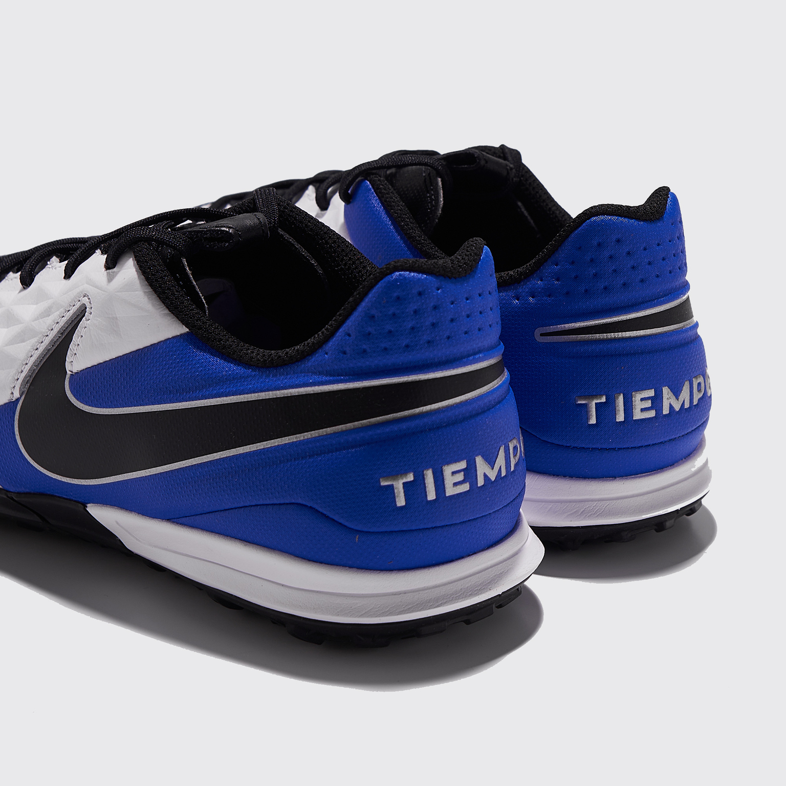 Шиповки Nike Tiempo Legend 8 Academy TF AT6100-104