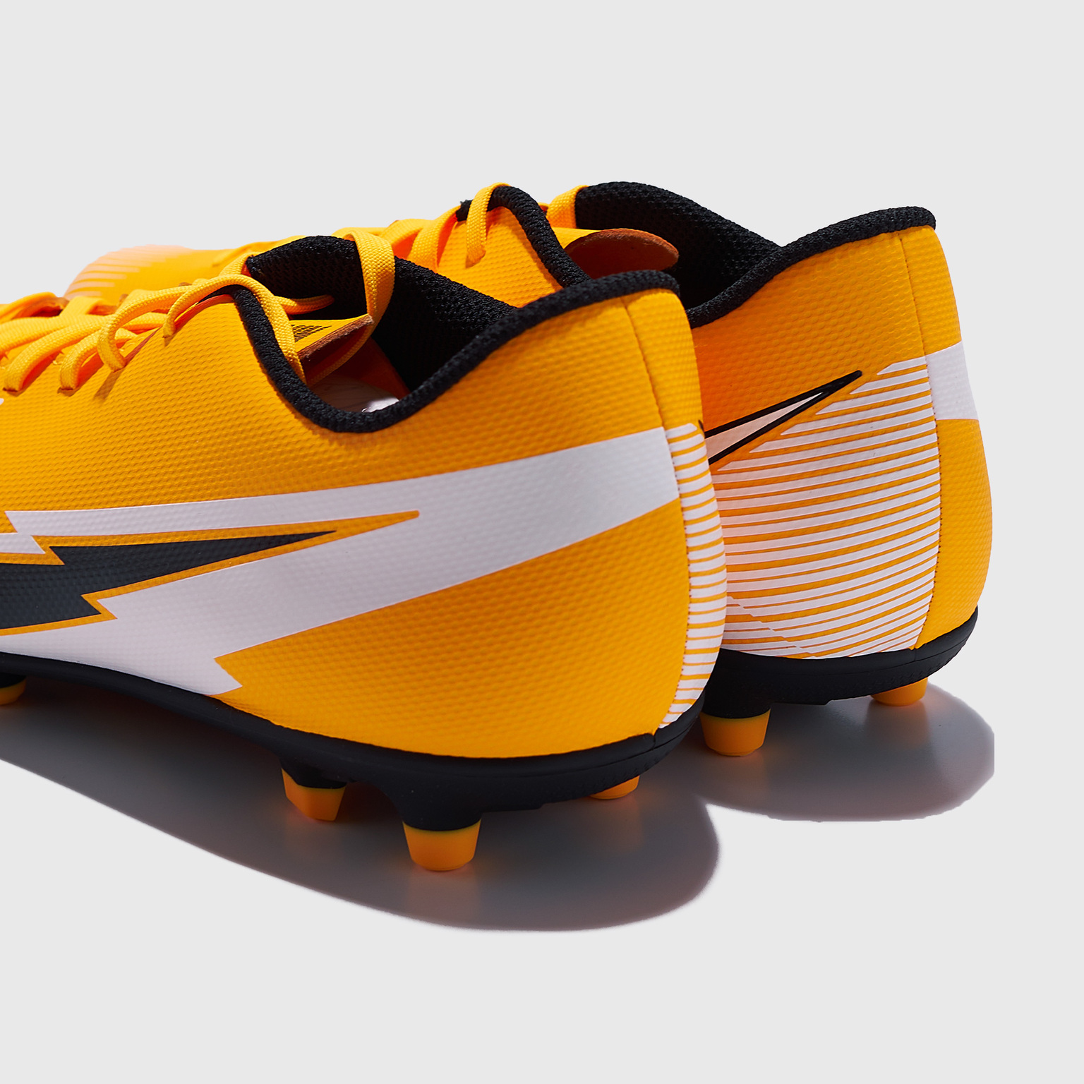 Бутсы Nike Vapor 13 Club FG/MG AT7968-801