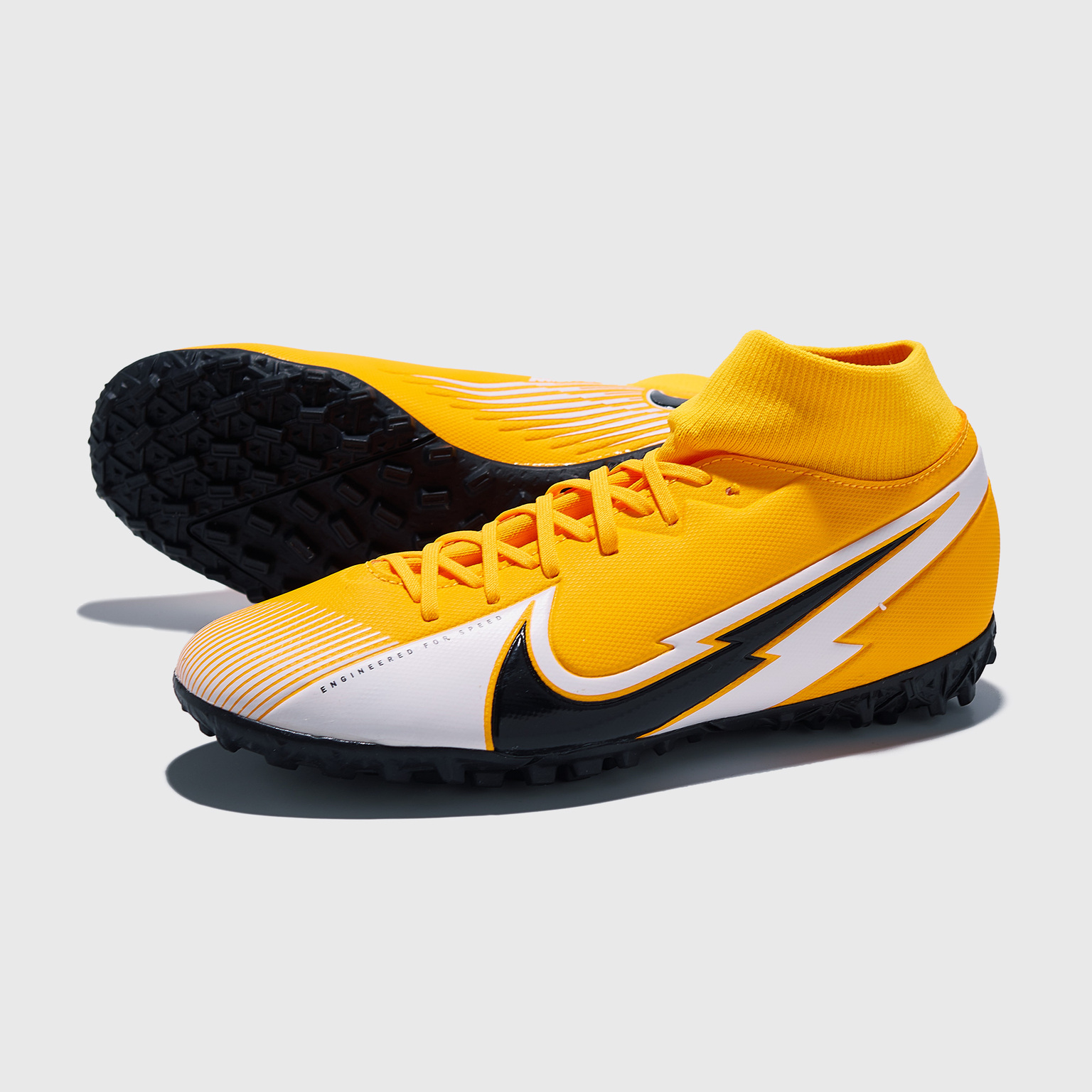 Шиповки Nike Superfly 7 Academy TF AT7978-801