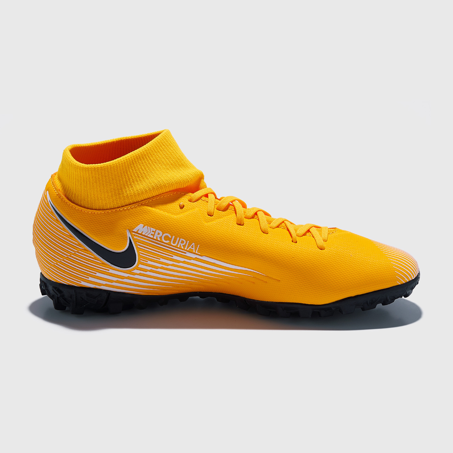 Шиповки Nike Superfly 7 Academy TF AT7978-801