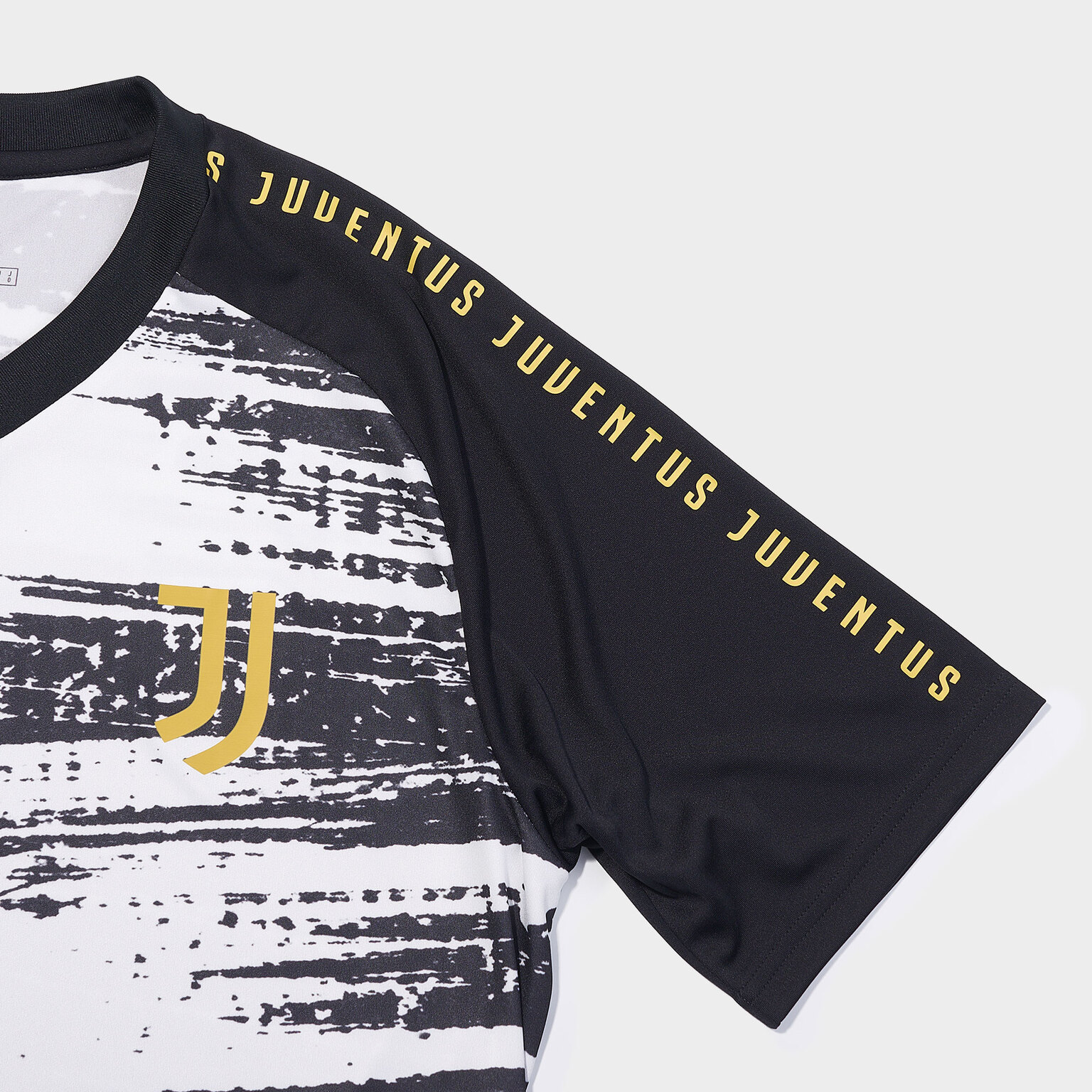 Футболка предыгровая Adidas Juventus сезон 2020/21