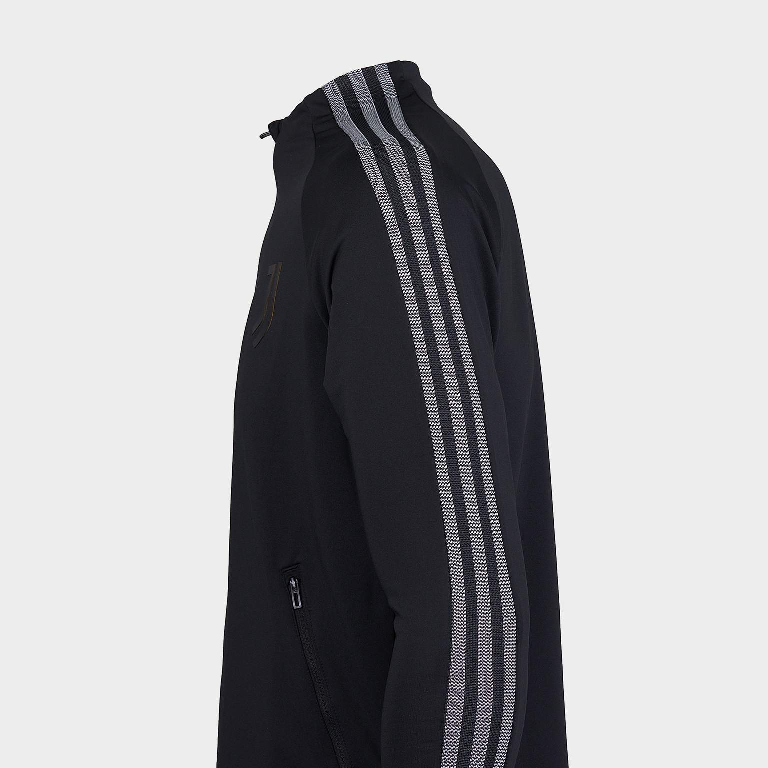 Олимпийка Adidas Juventus сезон 2020/21