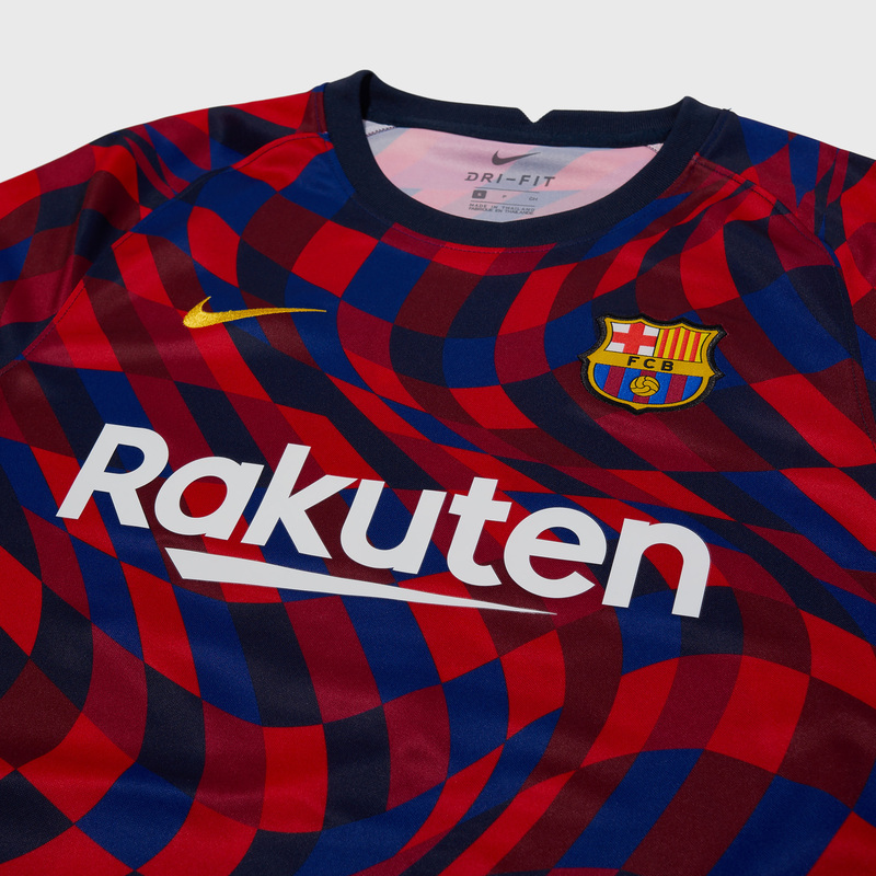 Футболка предыгровая Nike Barcelona сезон 2020/21