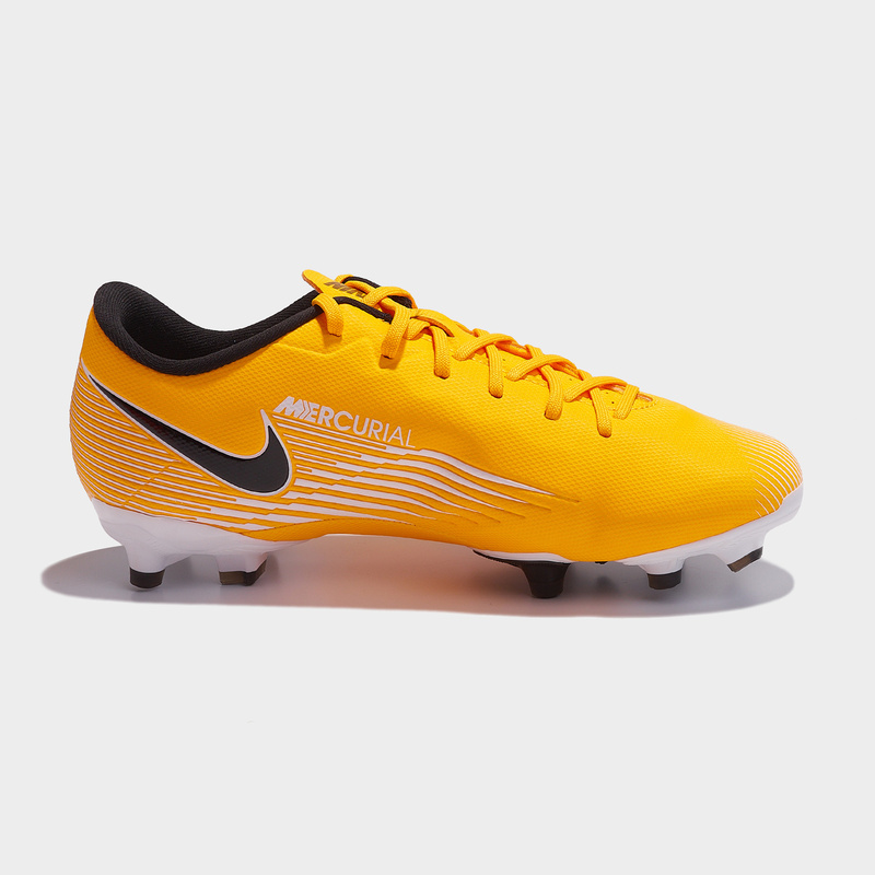 Бутсы детские Nike Vapor 13 Academy FG/MG AT8123-801