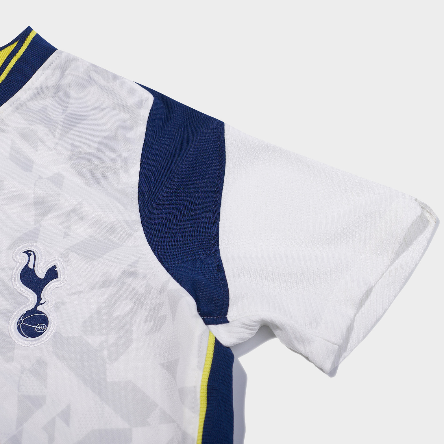 Комплект детской формы Nike Tottenham сезон 2020/21