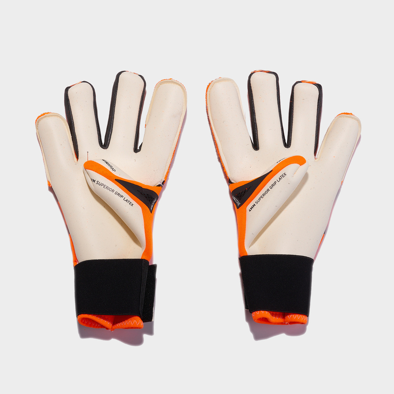 Перчатки вратарские Puma Ultra Grip 1 Hybrid Pro 04169601