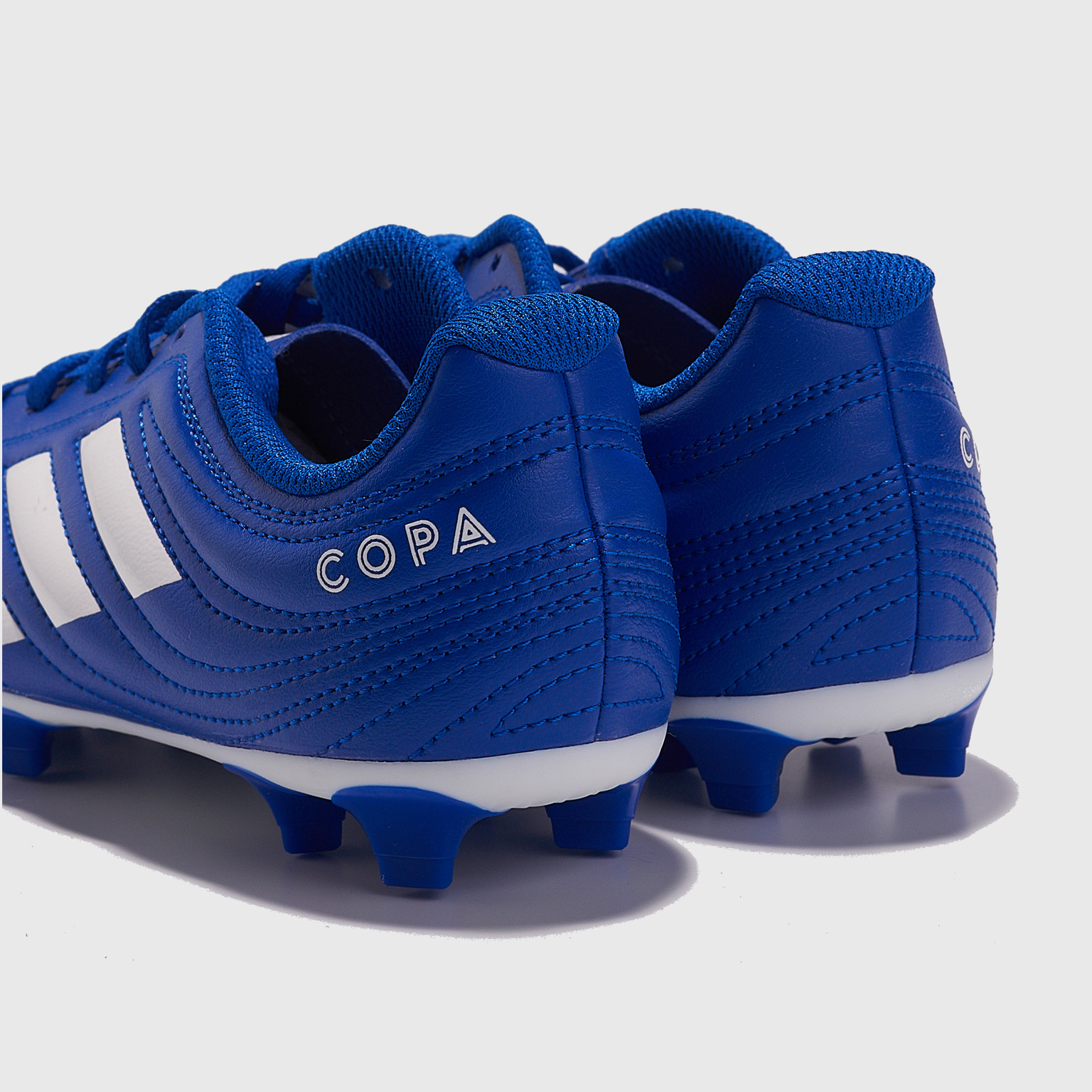 Adidas copa bleu top