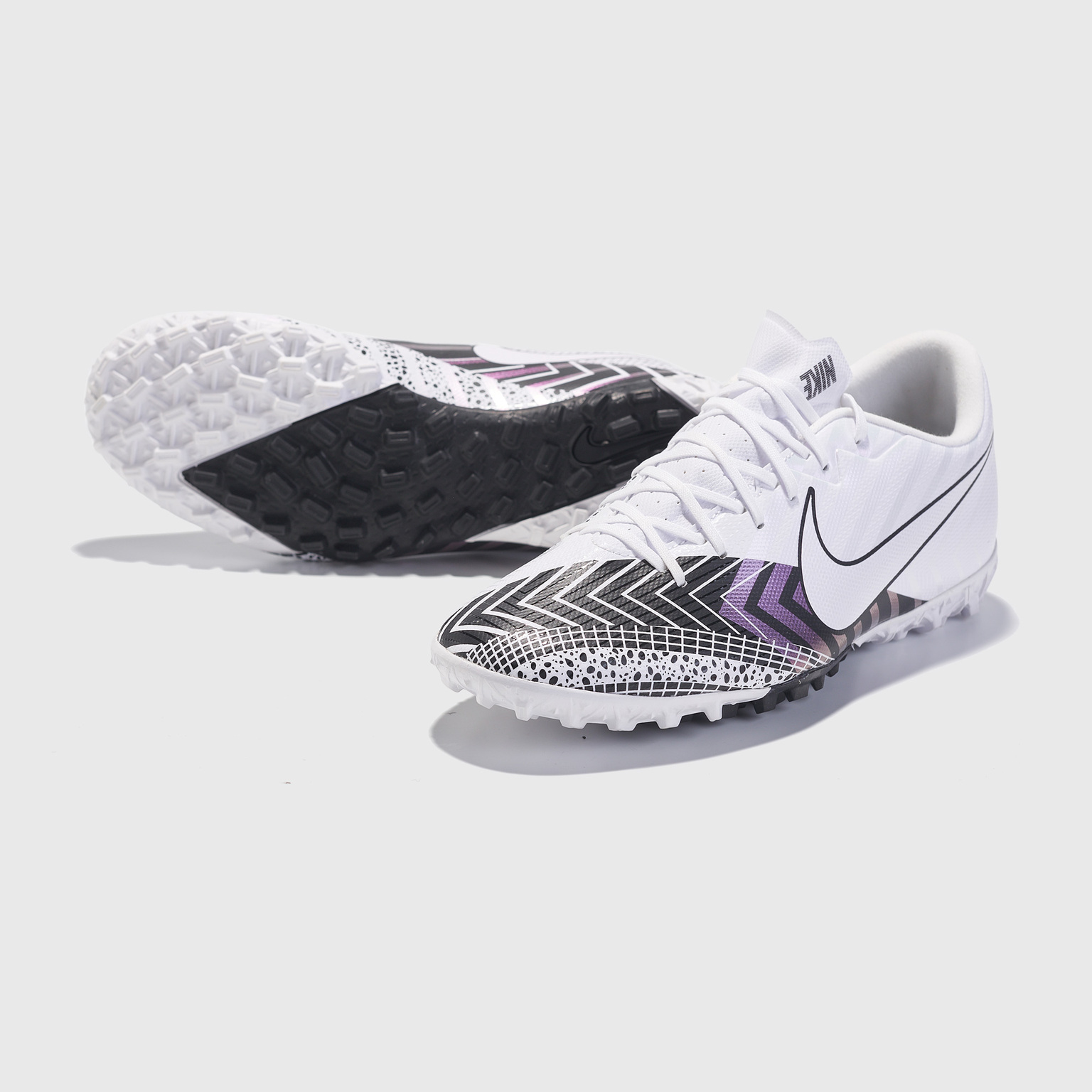 nike vapor 13 academy indoor