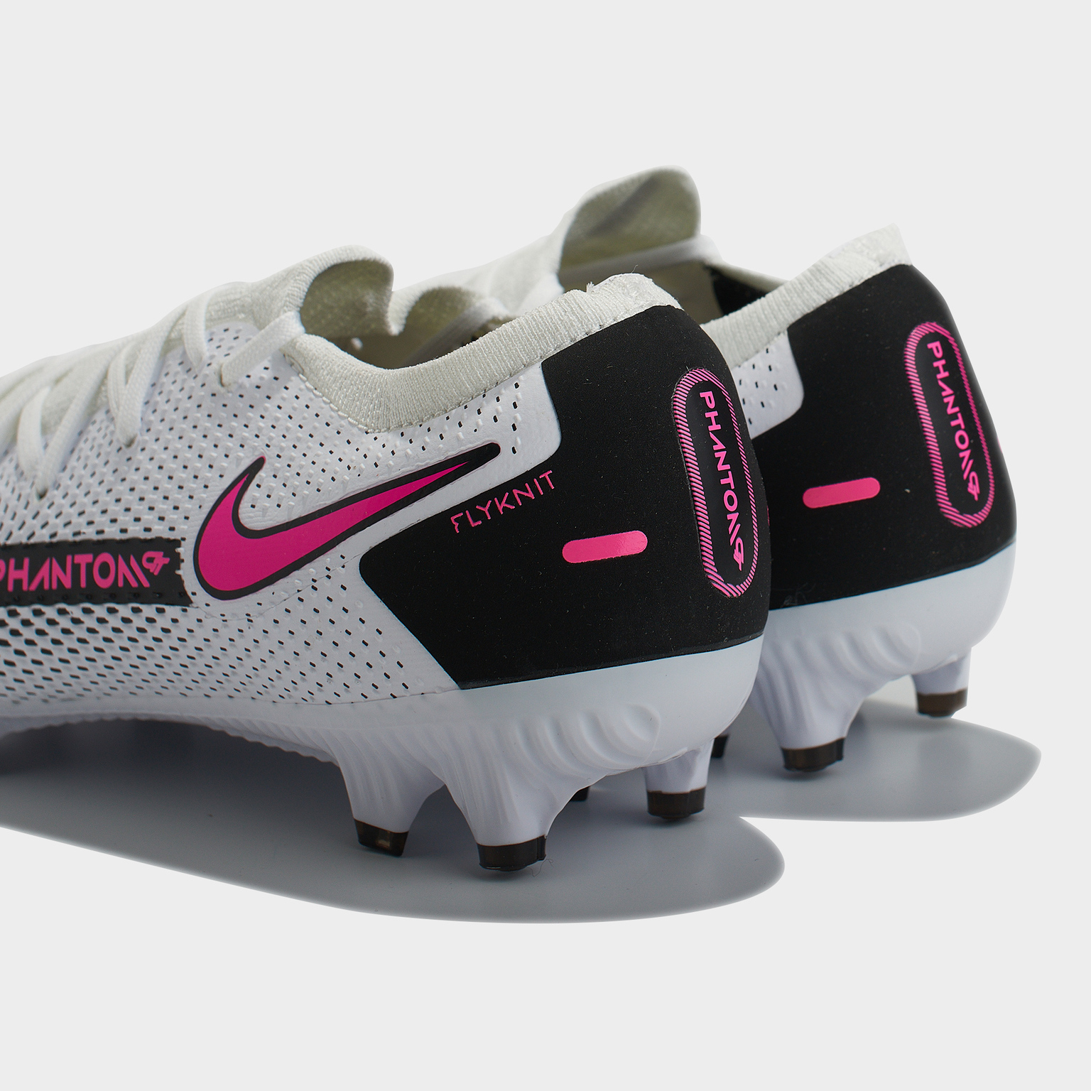 Бутсы Nike Phantom GT Pro FG CK8451-160