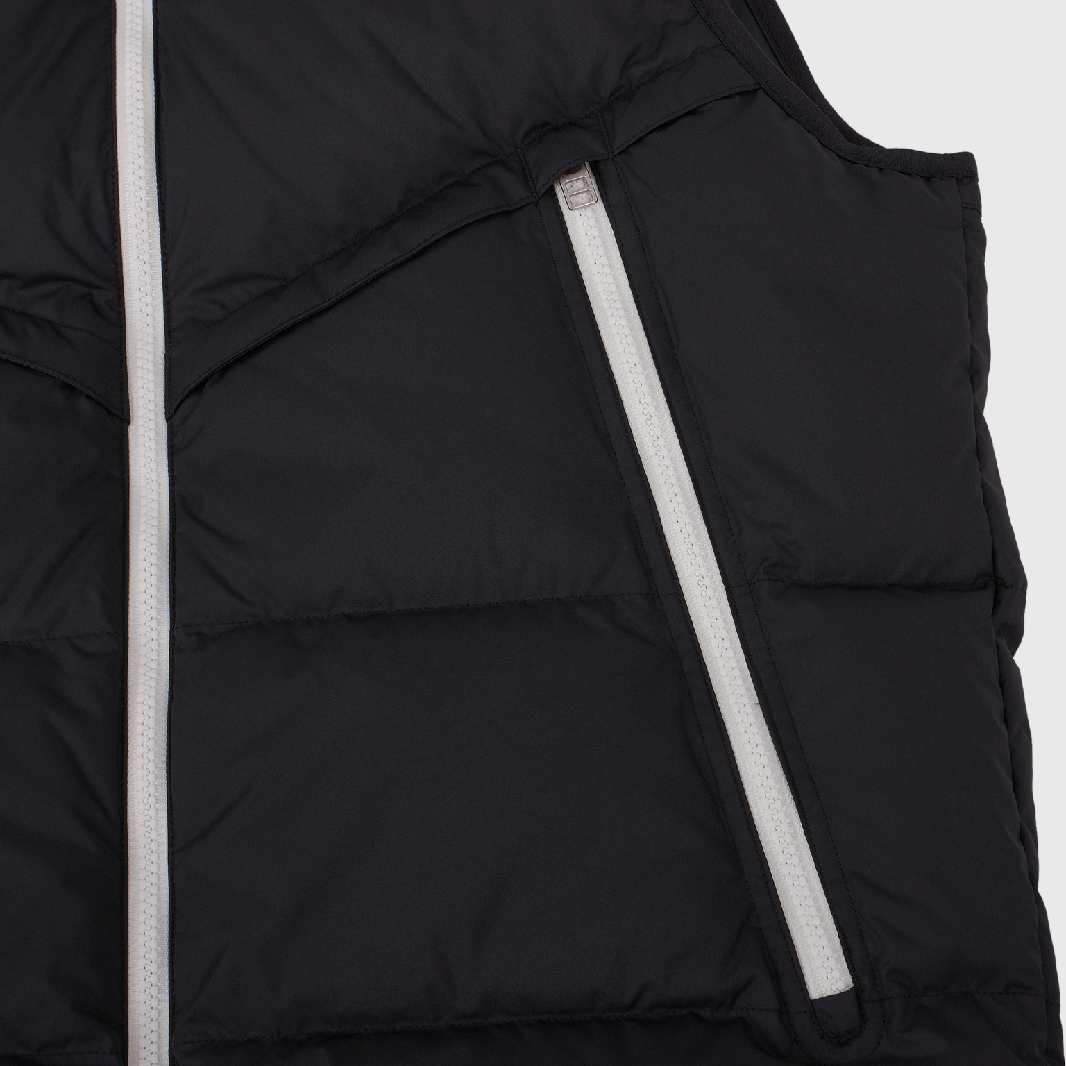 Жилет Nike Down Fill Windrunner CU4414-010