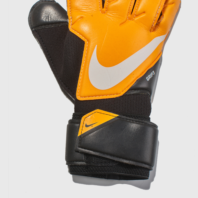 Перчатки вратарские Nike Grip-3 CN5651-011