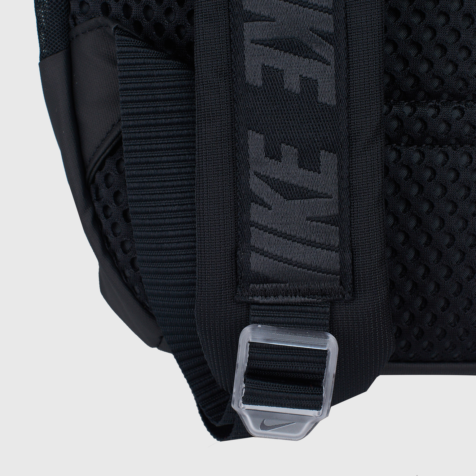Рюкзак Nike Essentials BA6143-011