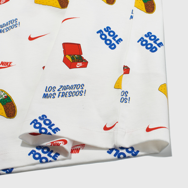 Футболка хлопковая Nike Tee Food Aop CW0472-100