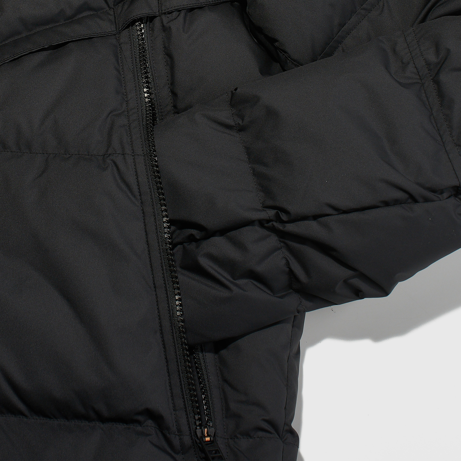 Пуховик Nike Down Fill Windrunner CU4404-010