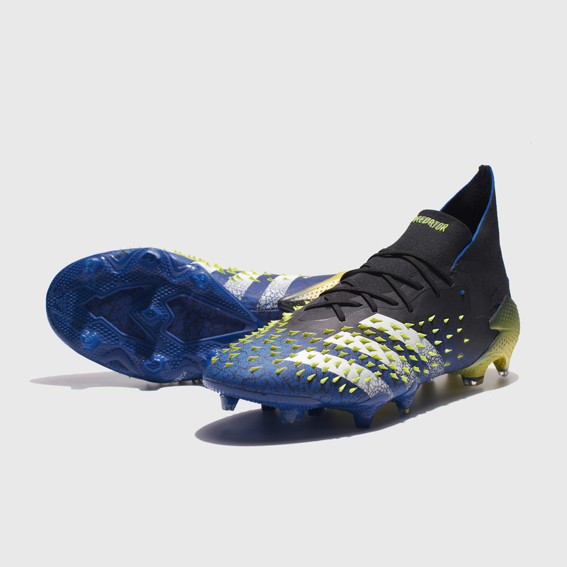 Бутсы Adidas Predator Freak.1 FG FY0743