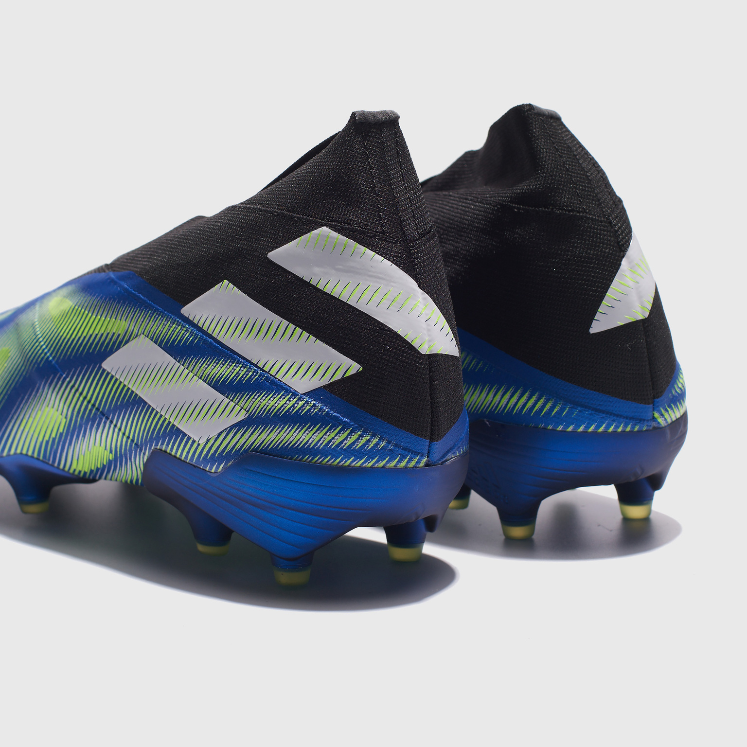 Бутсы Adidas Nemeziz + FG FW7336