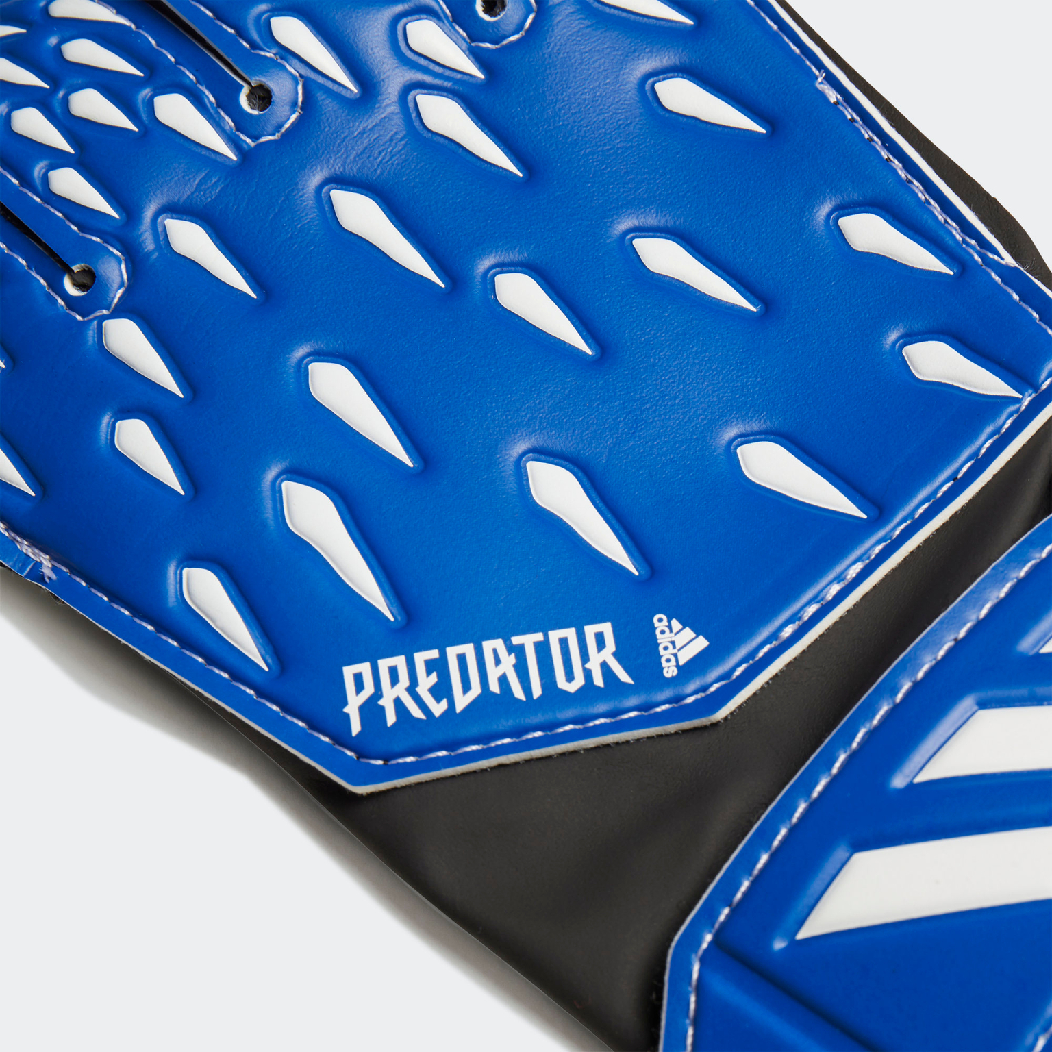 Перчатки вратарские детские Adidas Predator Training GK3546
