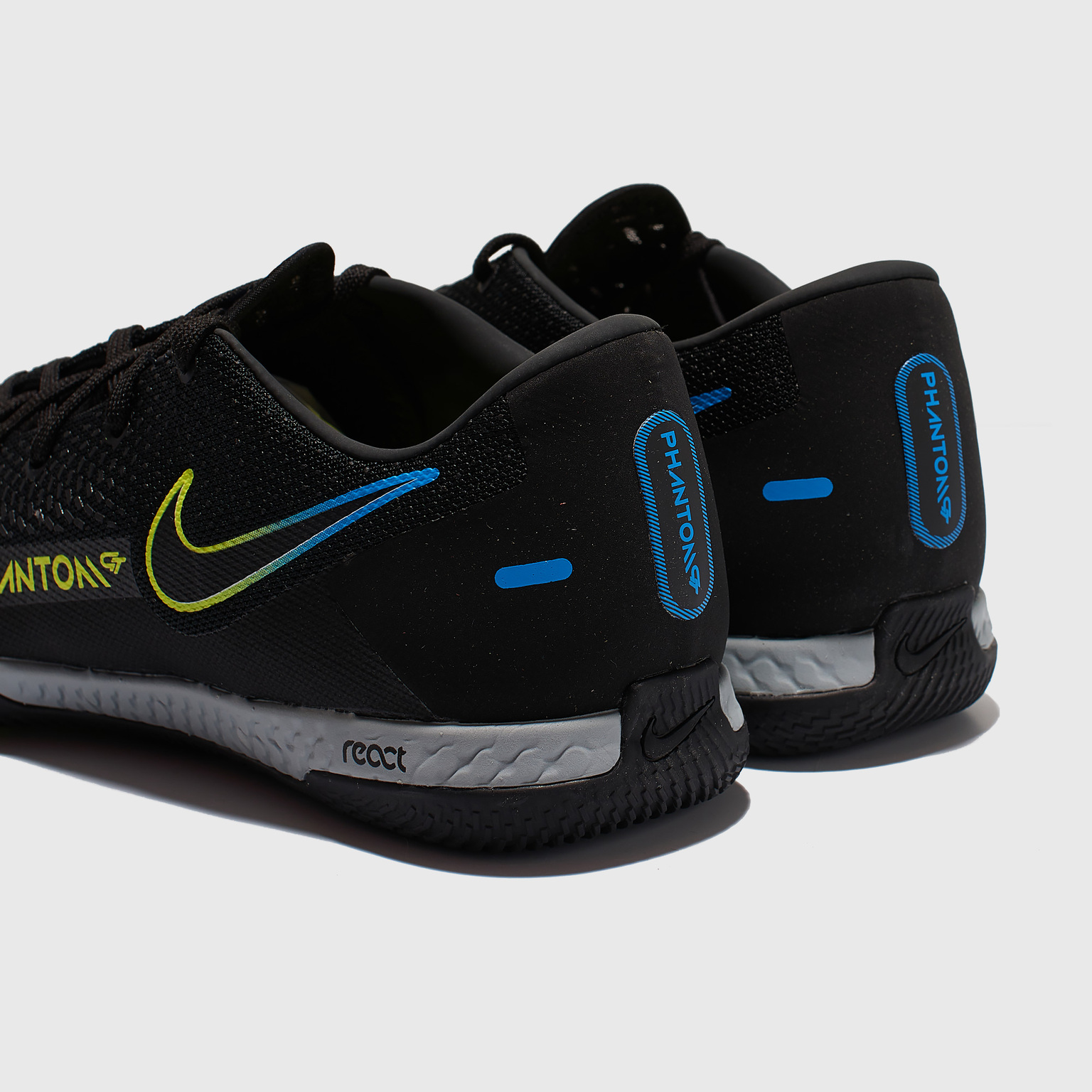 Футзалки Nike React Phantom GT Pro IC CK8463-090