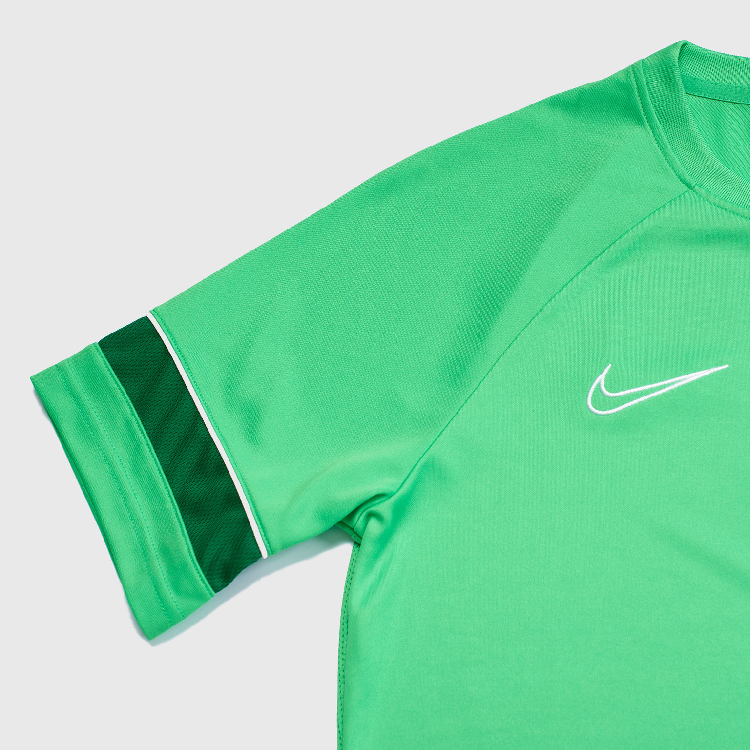 Футболка тренировочная Nike Academy21 Top SS CW6101-362