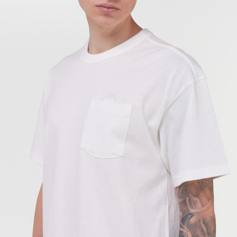 Футболка хлопковая Nike Tee Essential Pocket DB3249-100