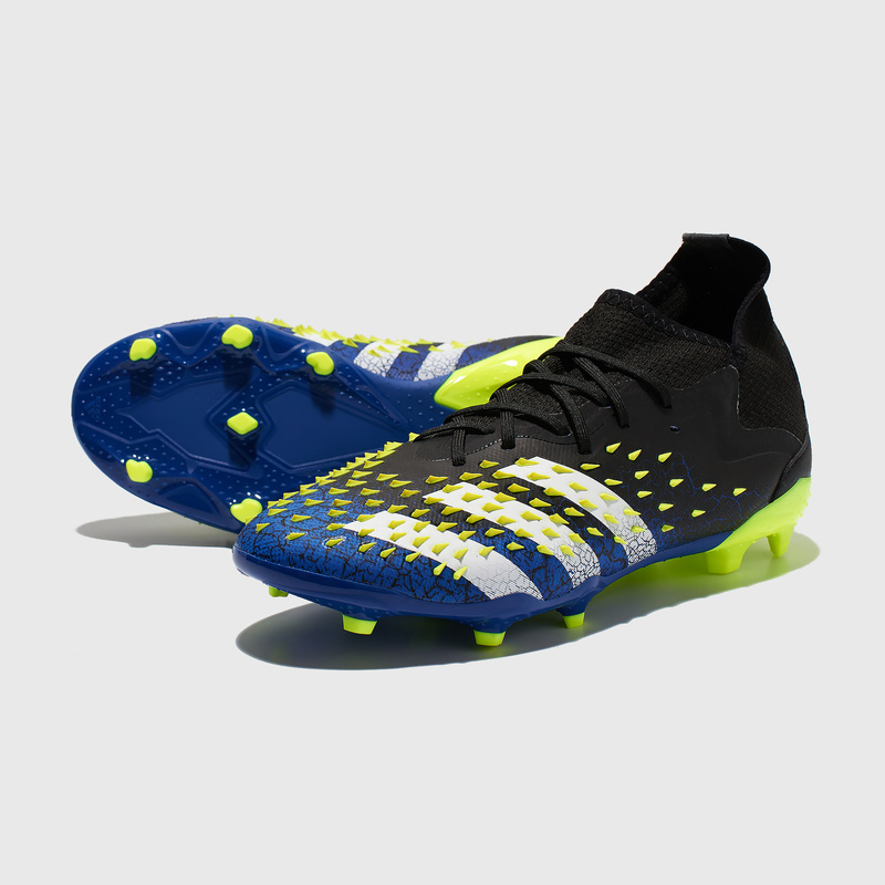 Бутсы детские Adidas Predator FREAK.1 FG FY0744