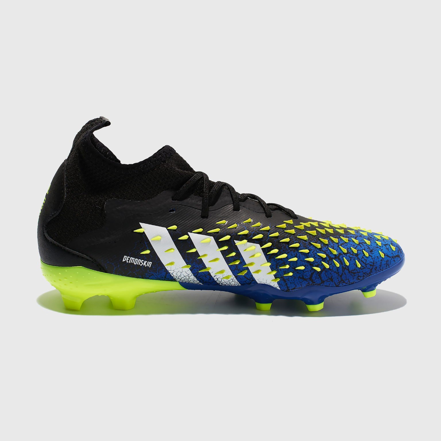 Бутсы детские Adidas Predator FREAK.1 FG FY0744