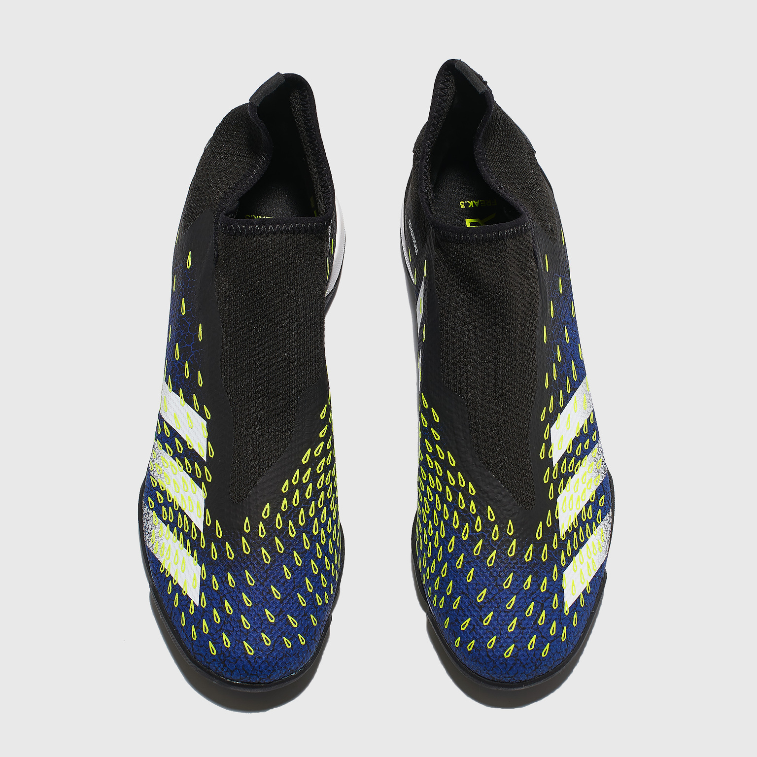 Шиповки Adidas Predator Freak LL TF FY0619