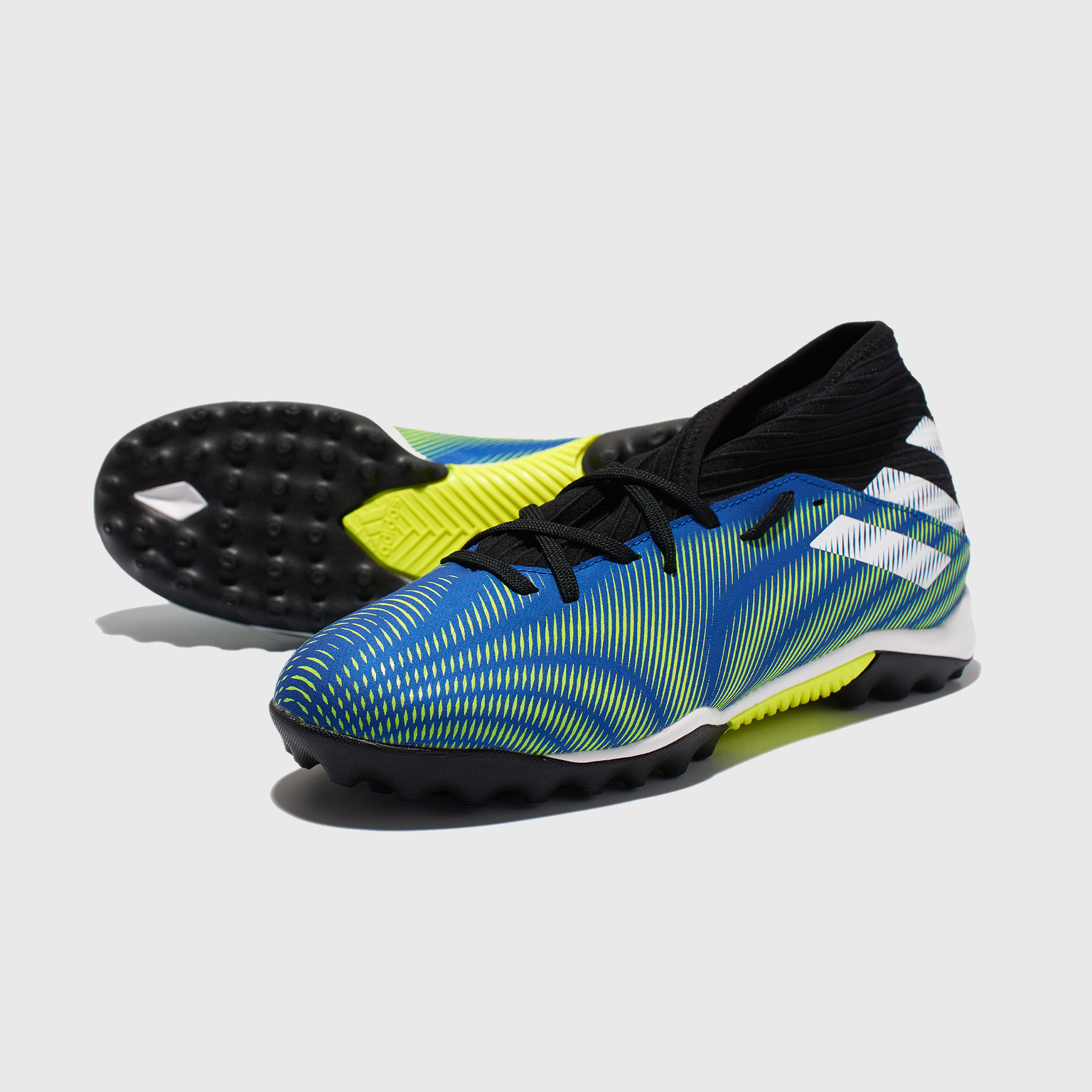Шиповки Adidas Nemeziz 3 TF FW7407