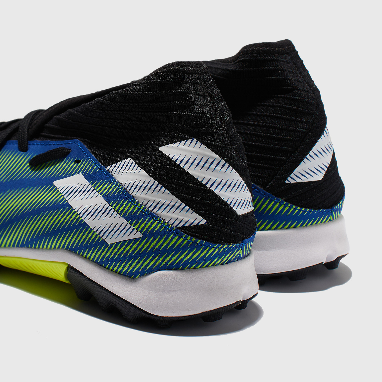 Шиповки Adidas Nemeziz 3 TF FW7407
