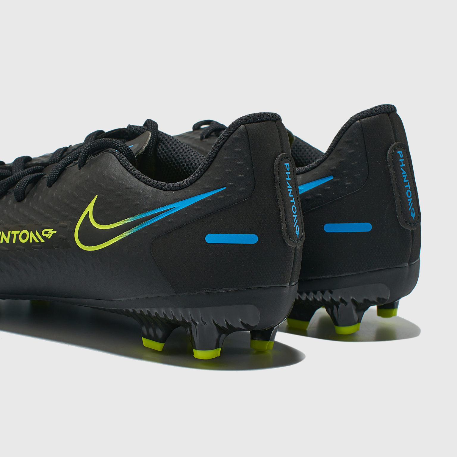 Бутсы детские Nike Phantom GT Academy FG/MG CK8476-090