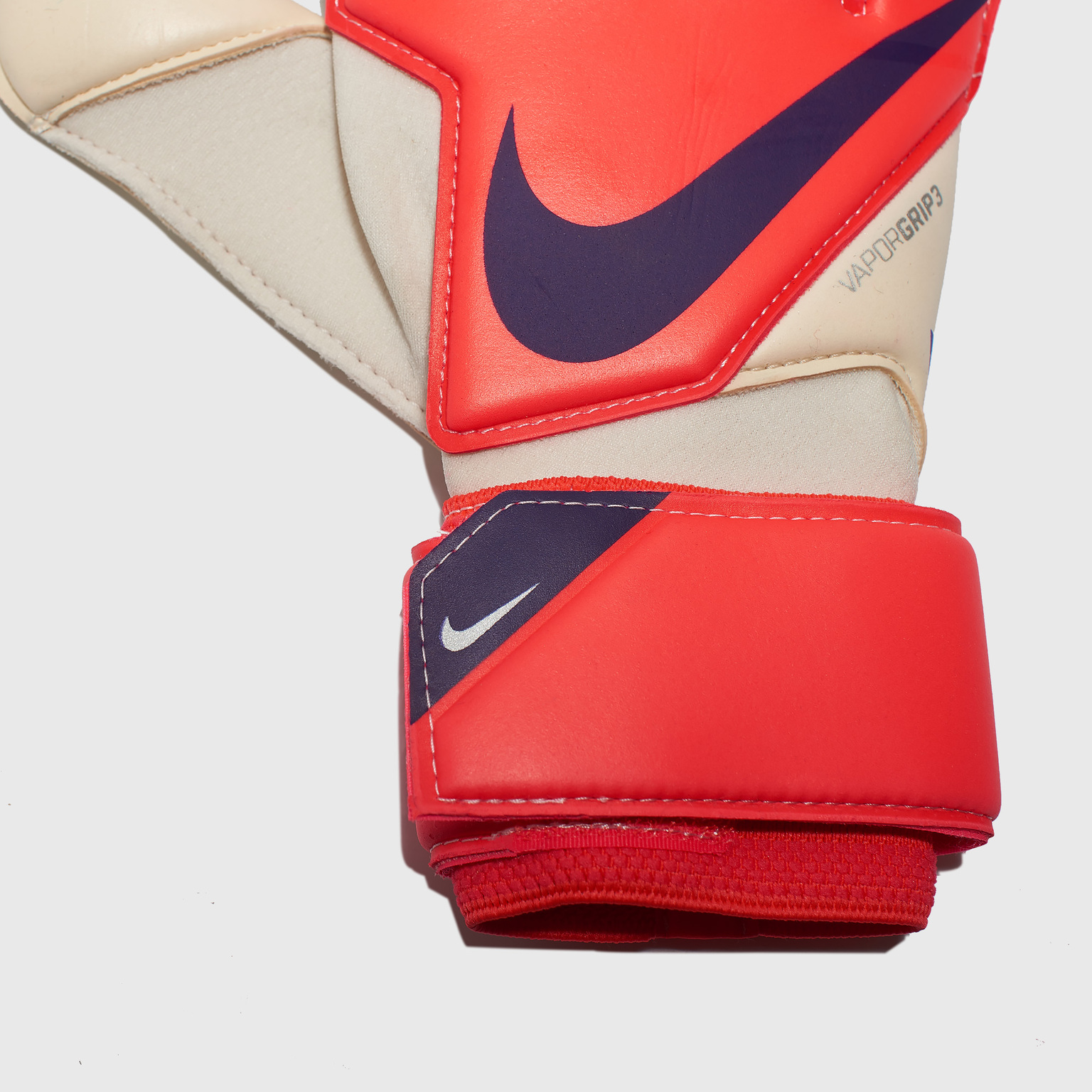 Перчатки вратарские Nike Vapor Grip-3 CN5650-635