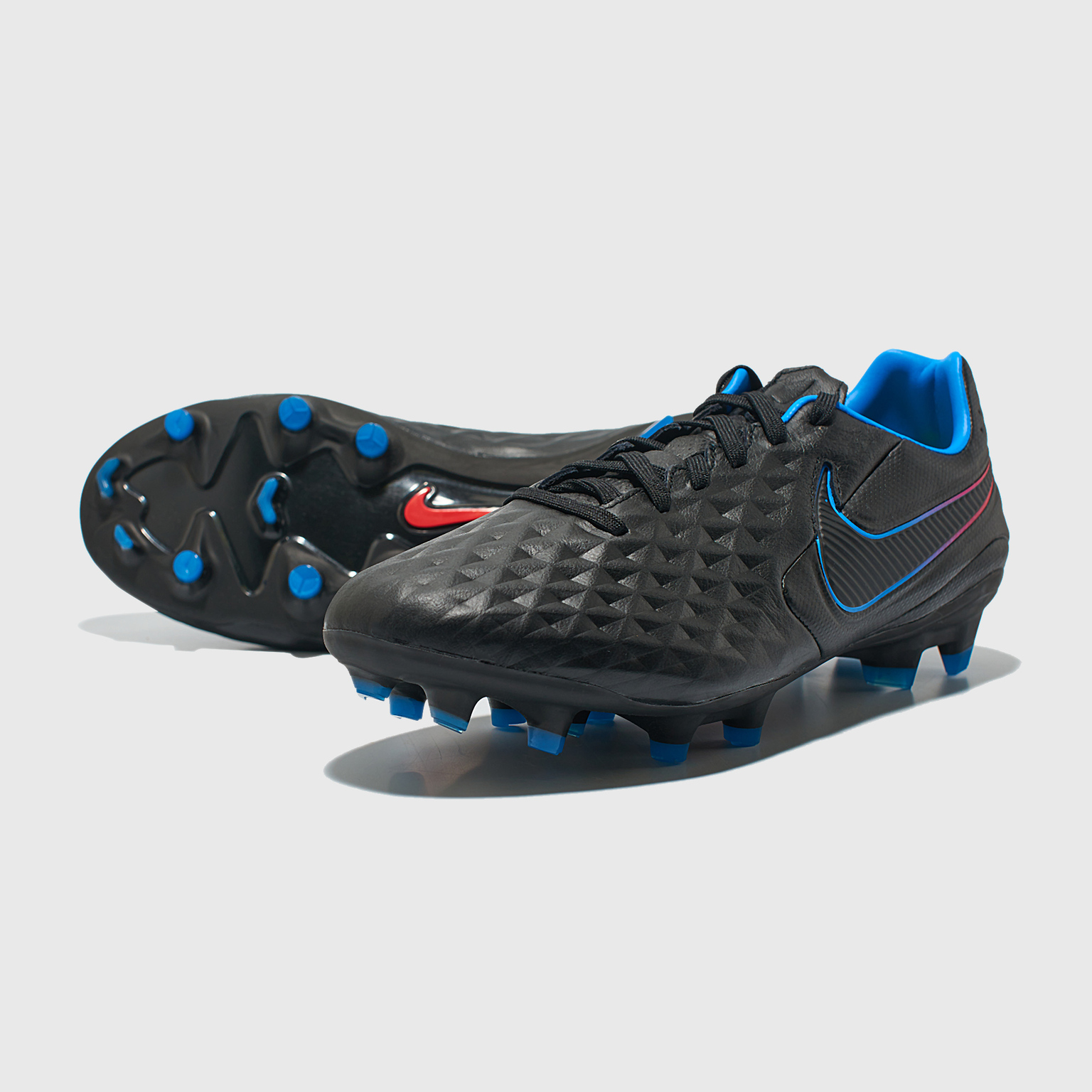 Бутсы Nike Tiempo Legend 8 Pro FG AT6133-090