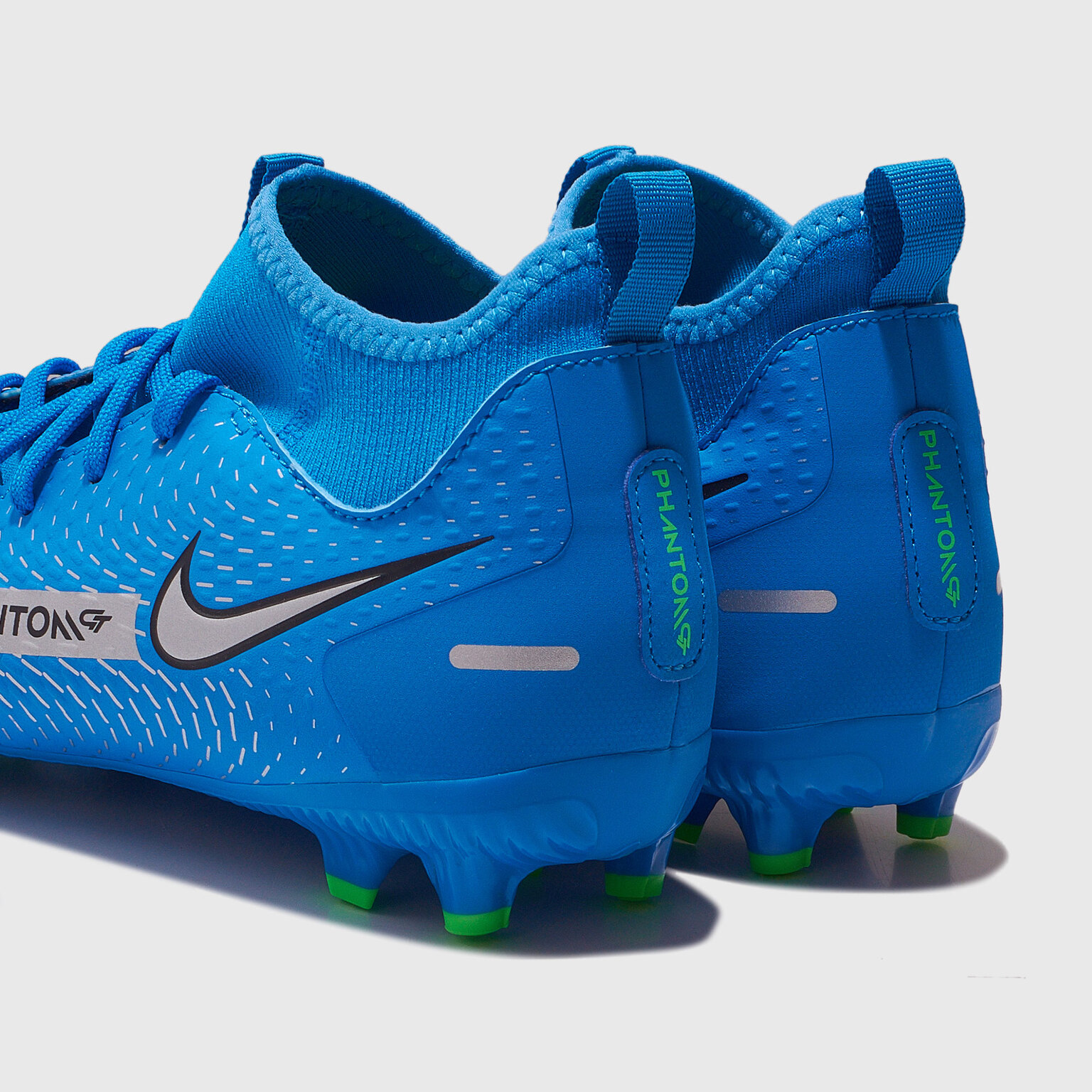 Бутсы детские Nike Phantom GT Academy DF FG/MG CW6694-400